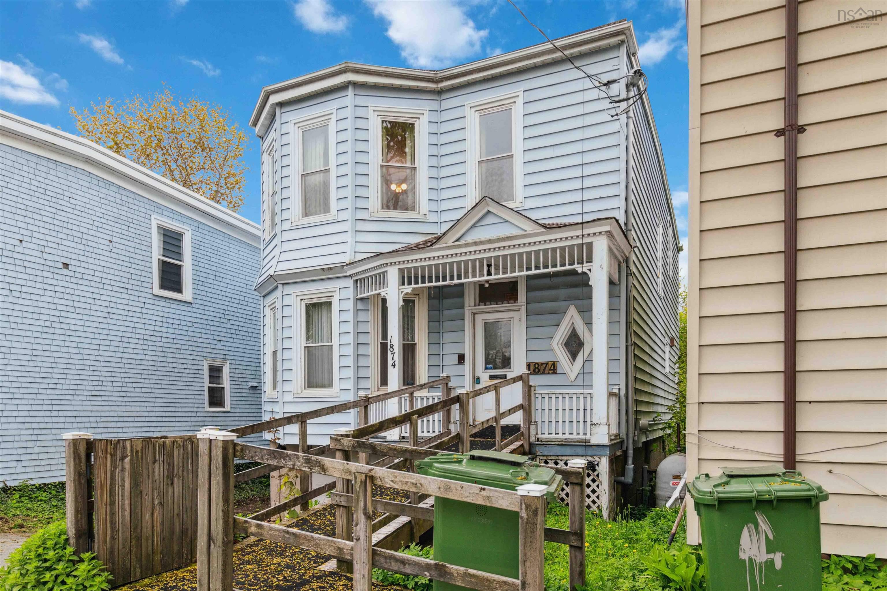 $1,500,000.00: 1874 & 1878 Seldon Street, Halifax