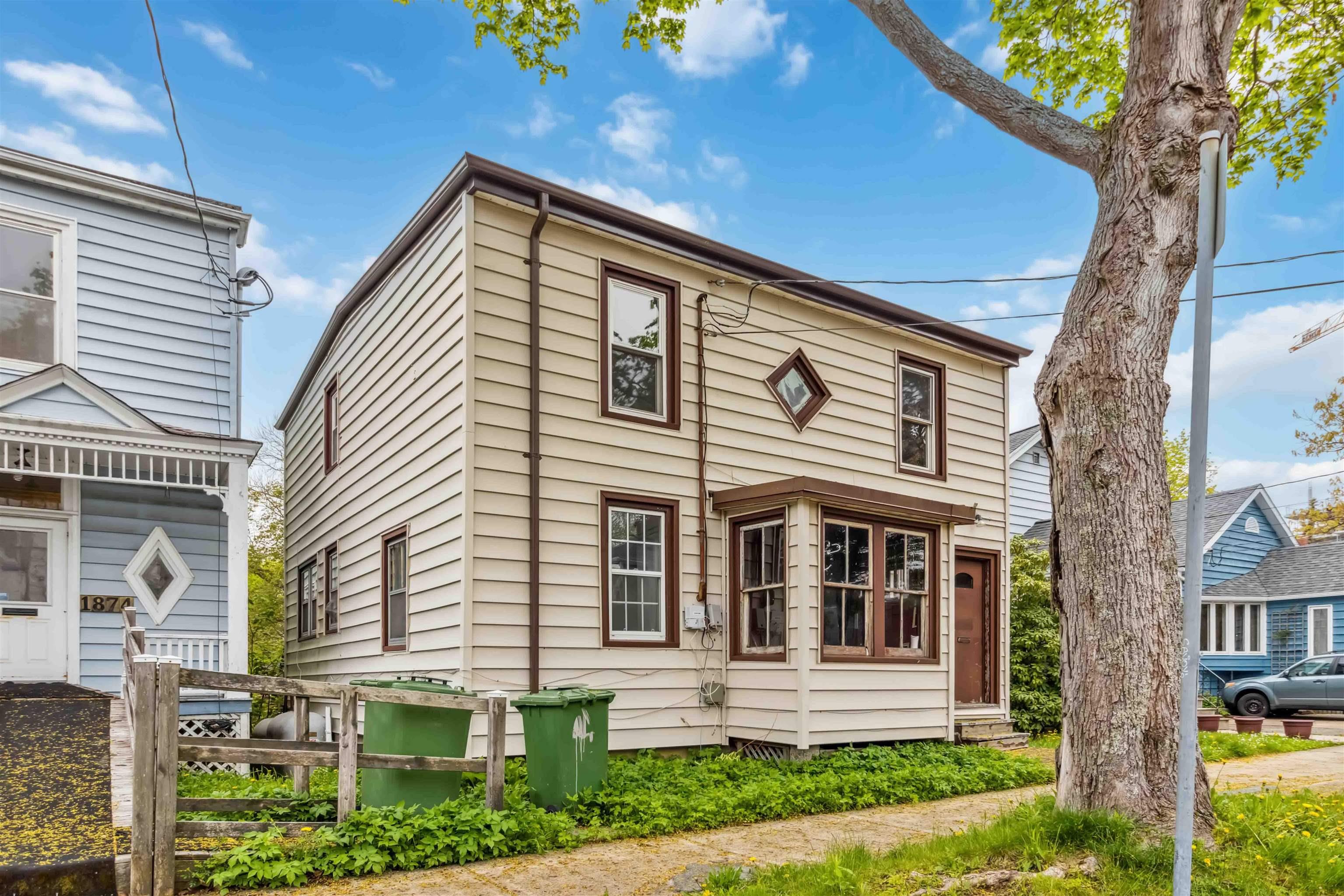 $1,500,000.00: 1874 & 1878 Seldon Street, Halifax