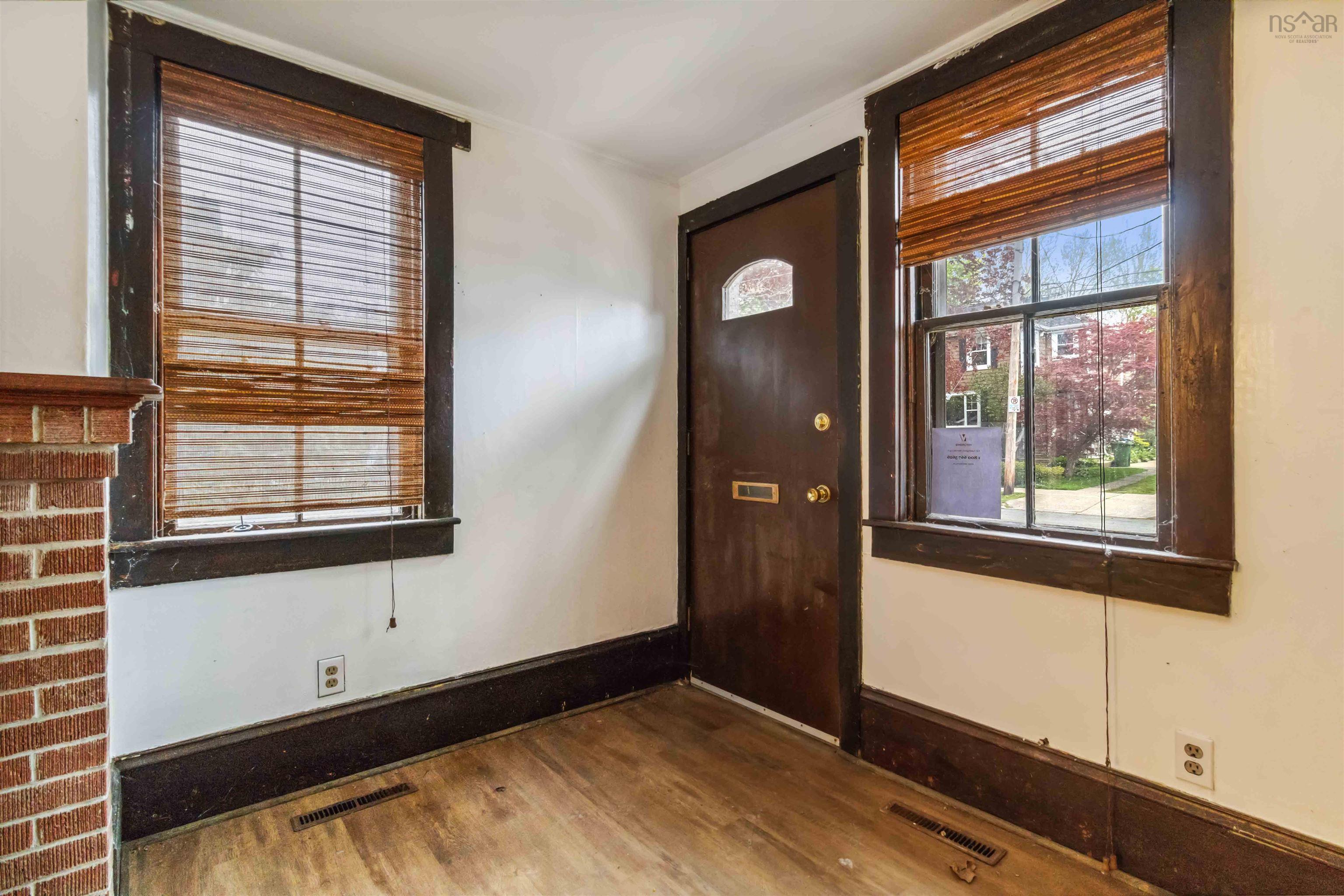 $1,500,000.00: 1874 & 1878 Seldon Street, Halifax