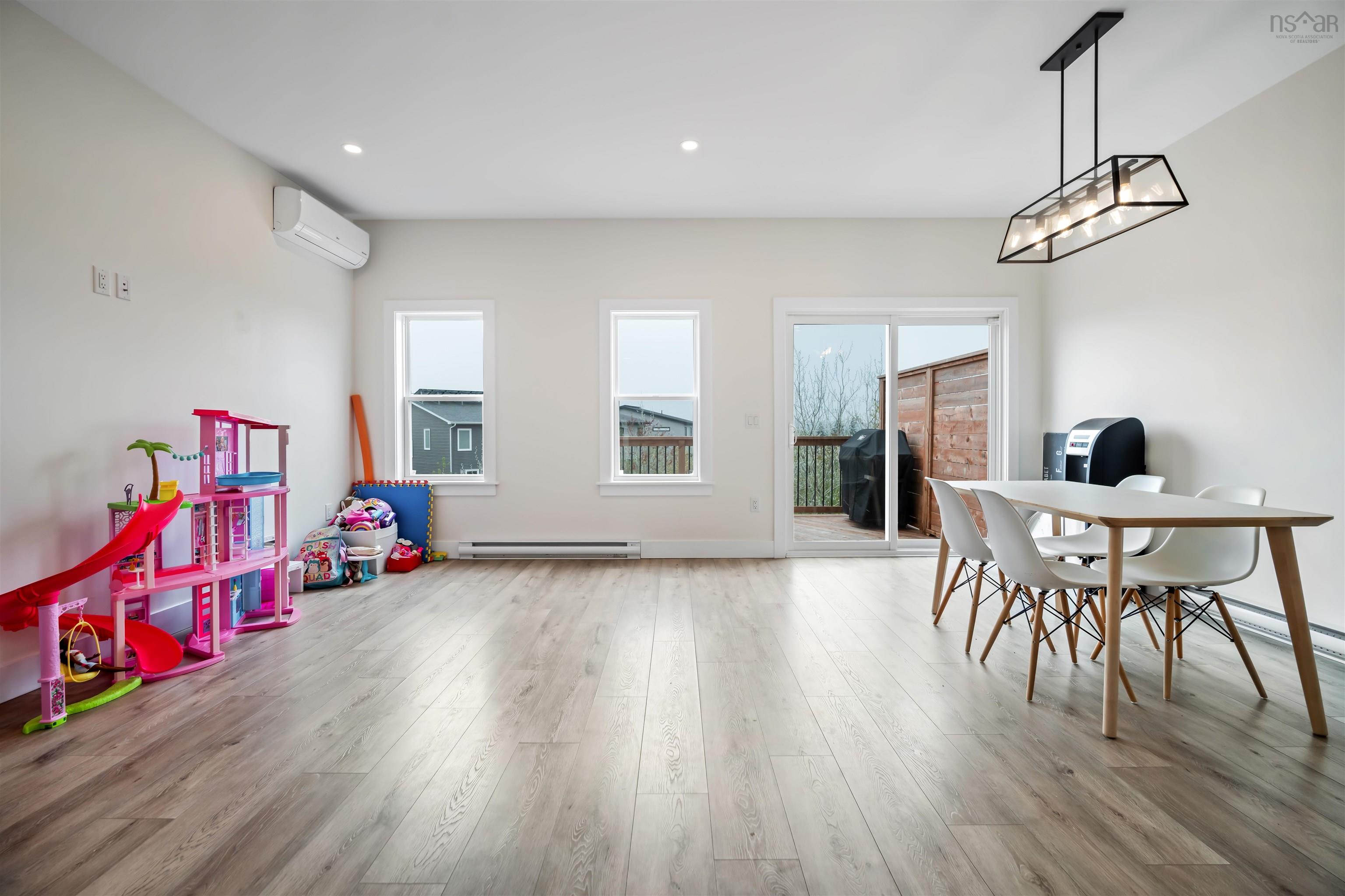 $650,000.00: 523 Cowie Hill Road, Cowie Hill