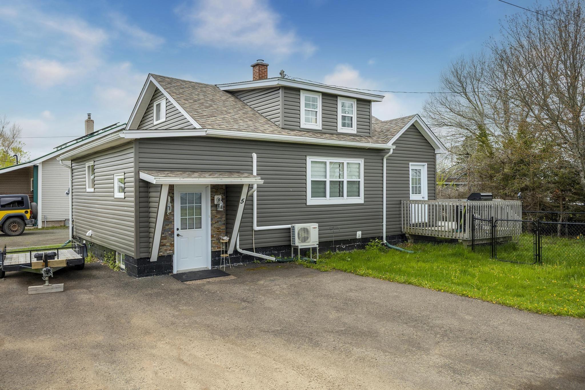 $195,000.00: 5 Fraser Lane, Springhill