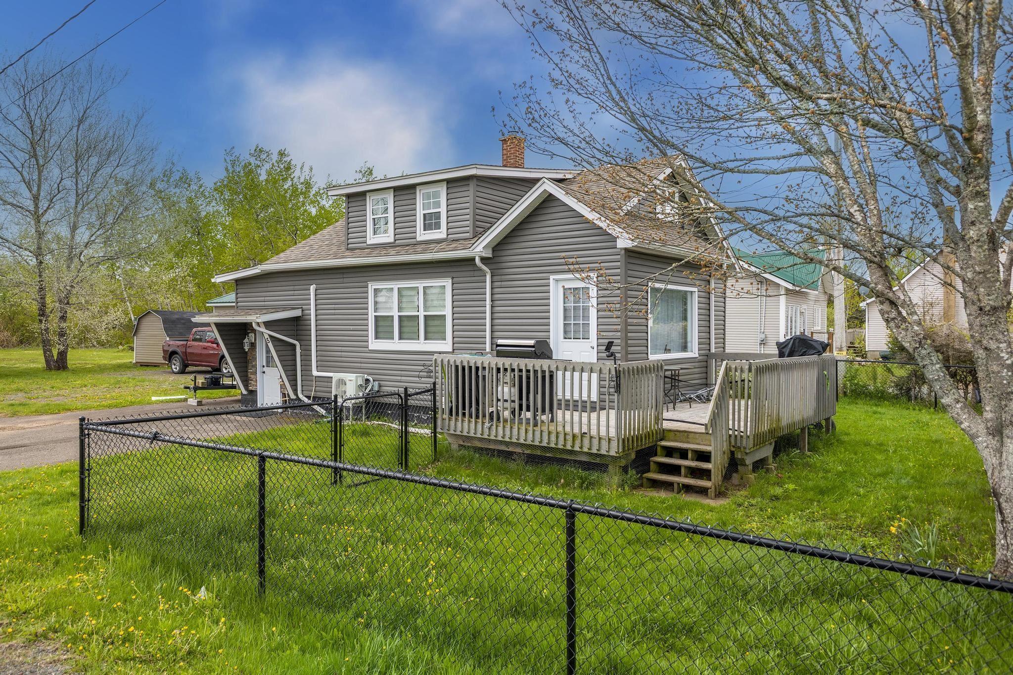 $195,000.00: 5 Fraser Lane, Springhill