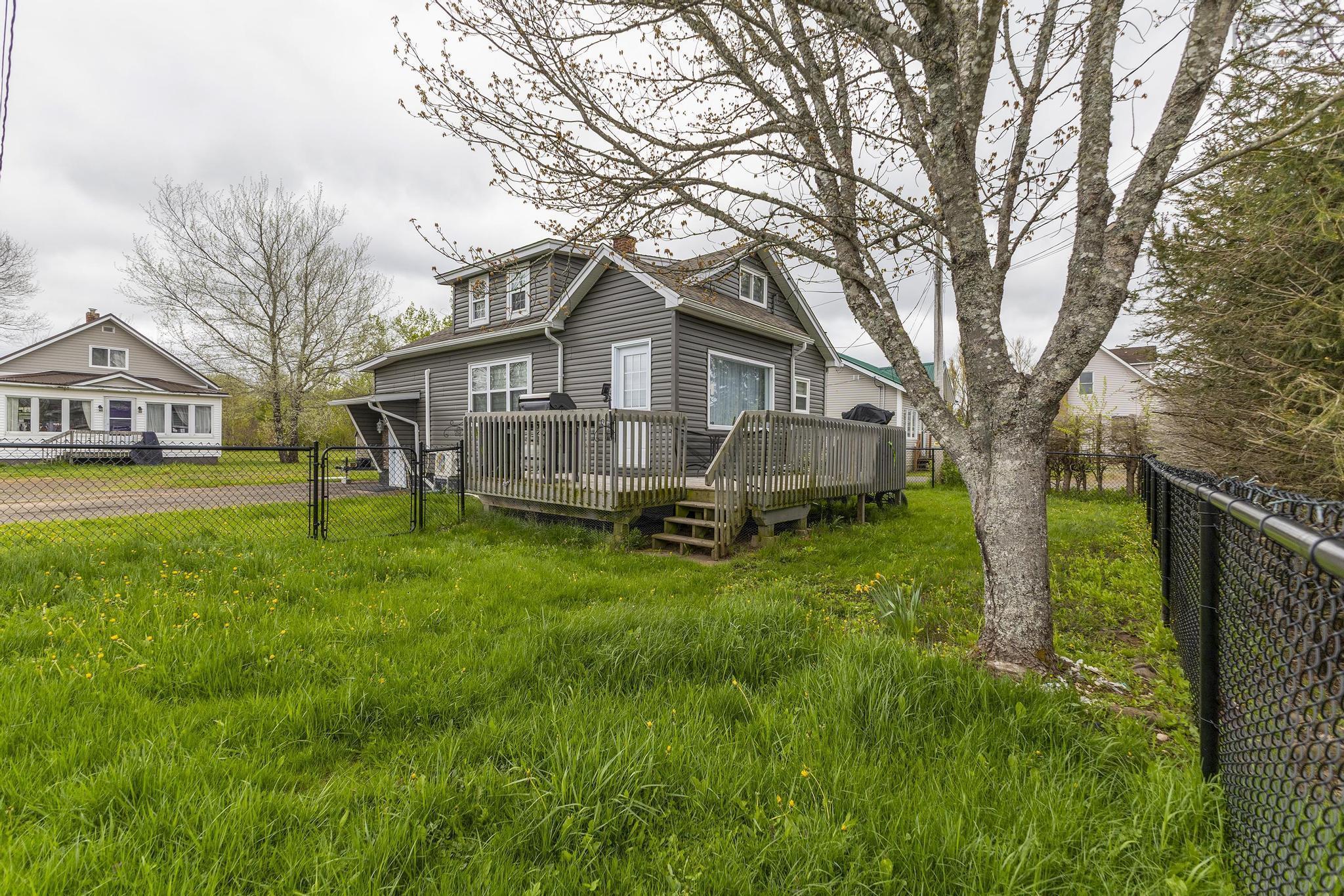 $195,000.00: 5 Fraser Lane, Springhill