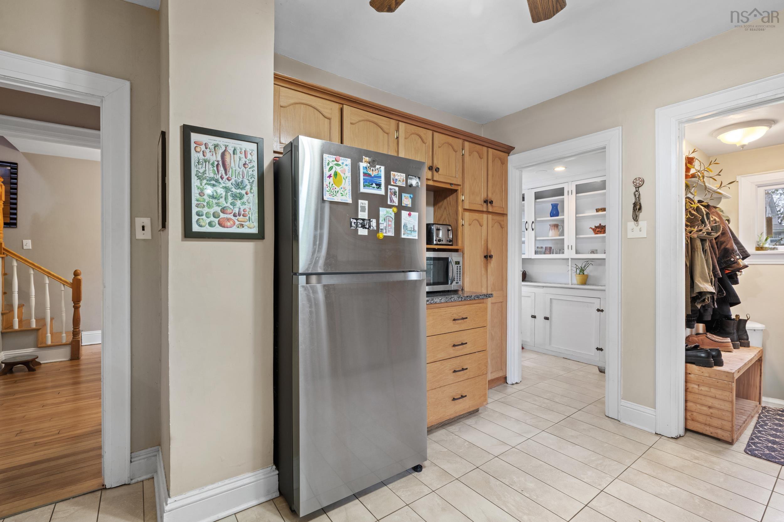 $749,999.00: 3313 Robie Street, North End