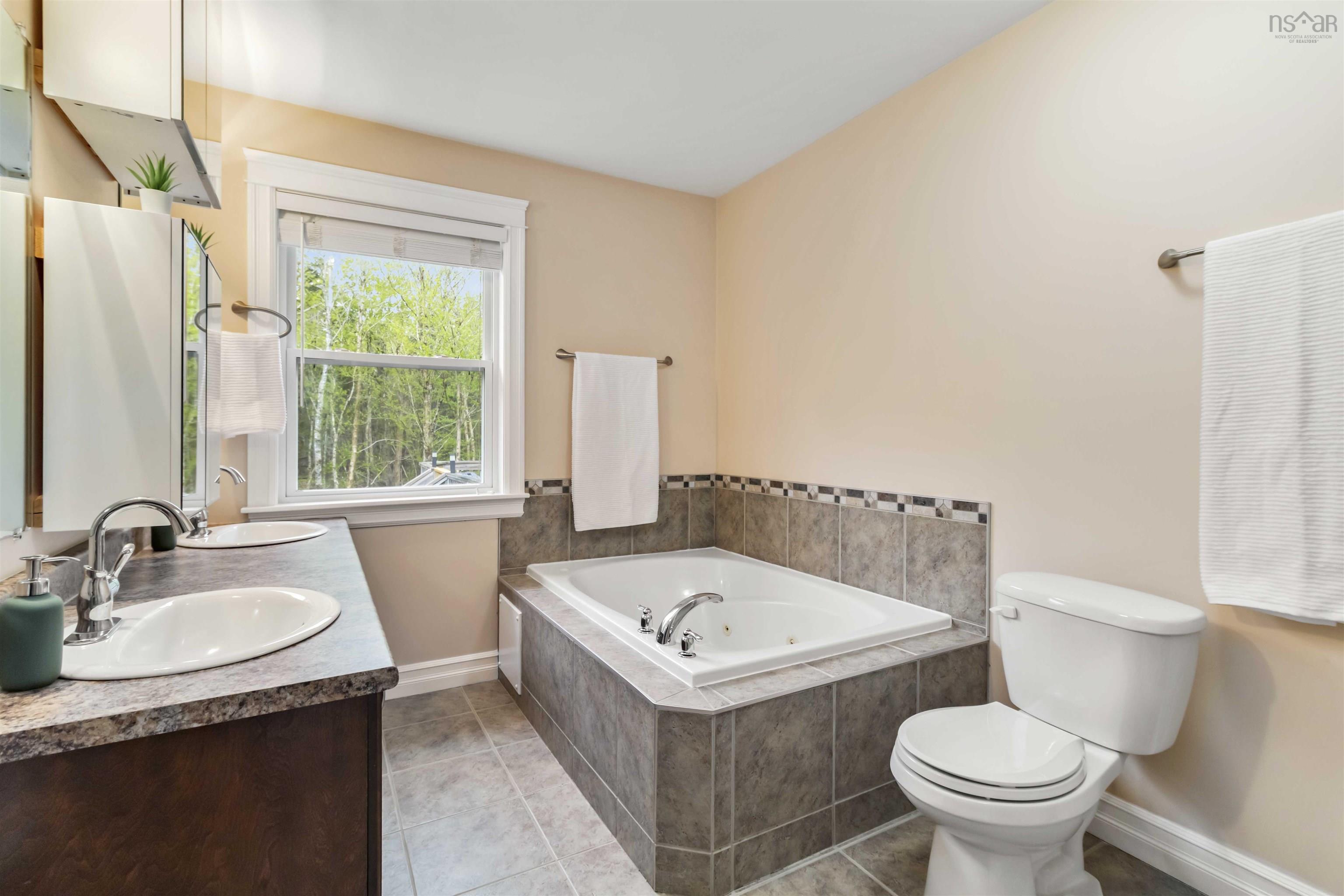 $750,000.00: 130 Tomahawk Run, Hammonds Plains