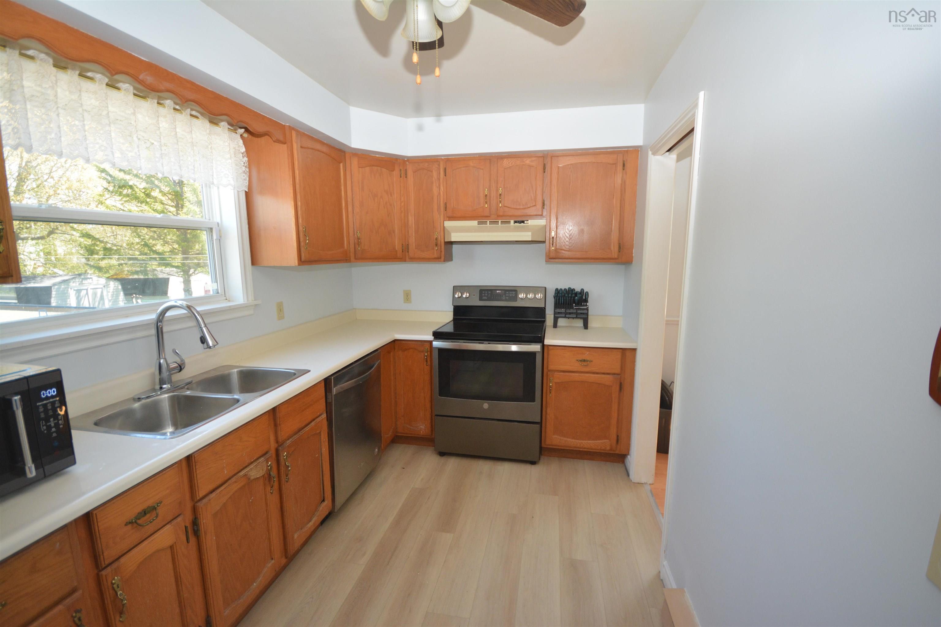 $419,900.00: 78 Hartlen Avenue, Halifax