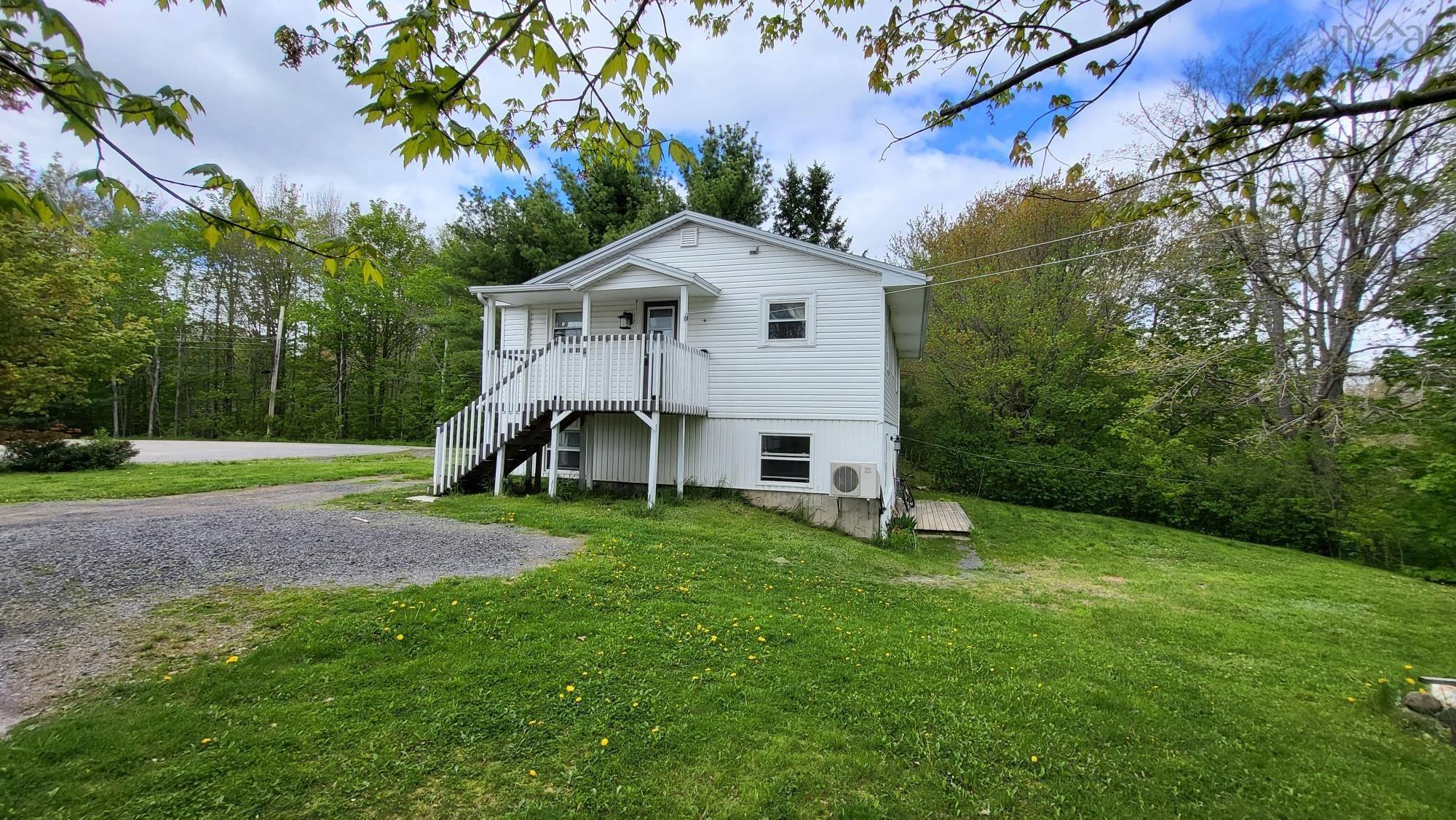 $375,000.00: 1112 Morse Lane, Centreville