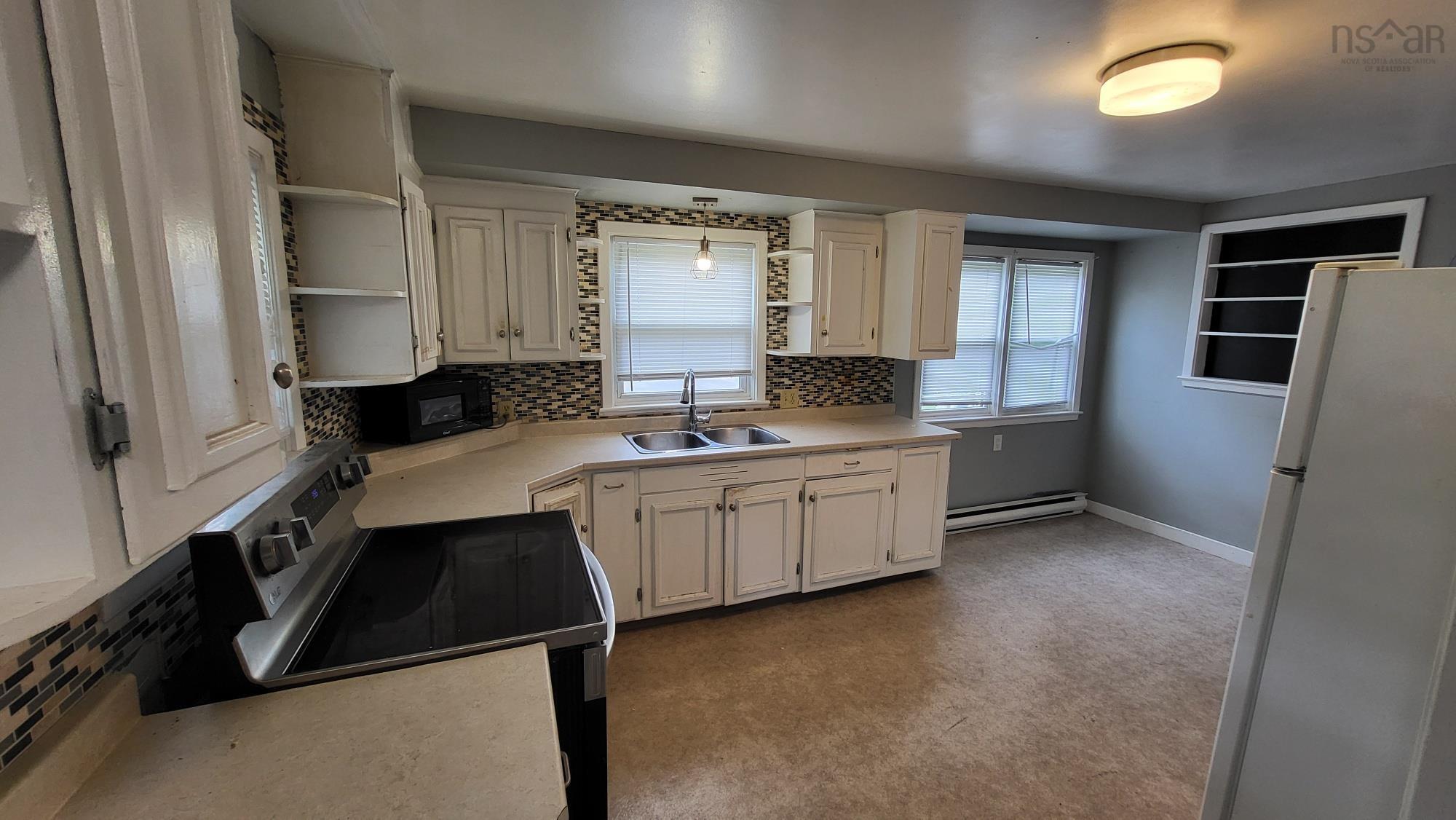 $375,000.00: 1112 Morse Lane, Centreville
