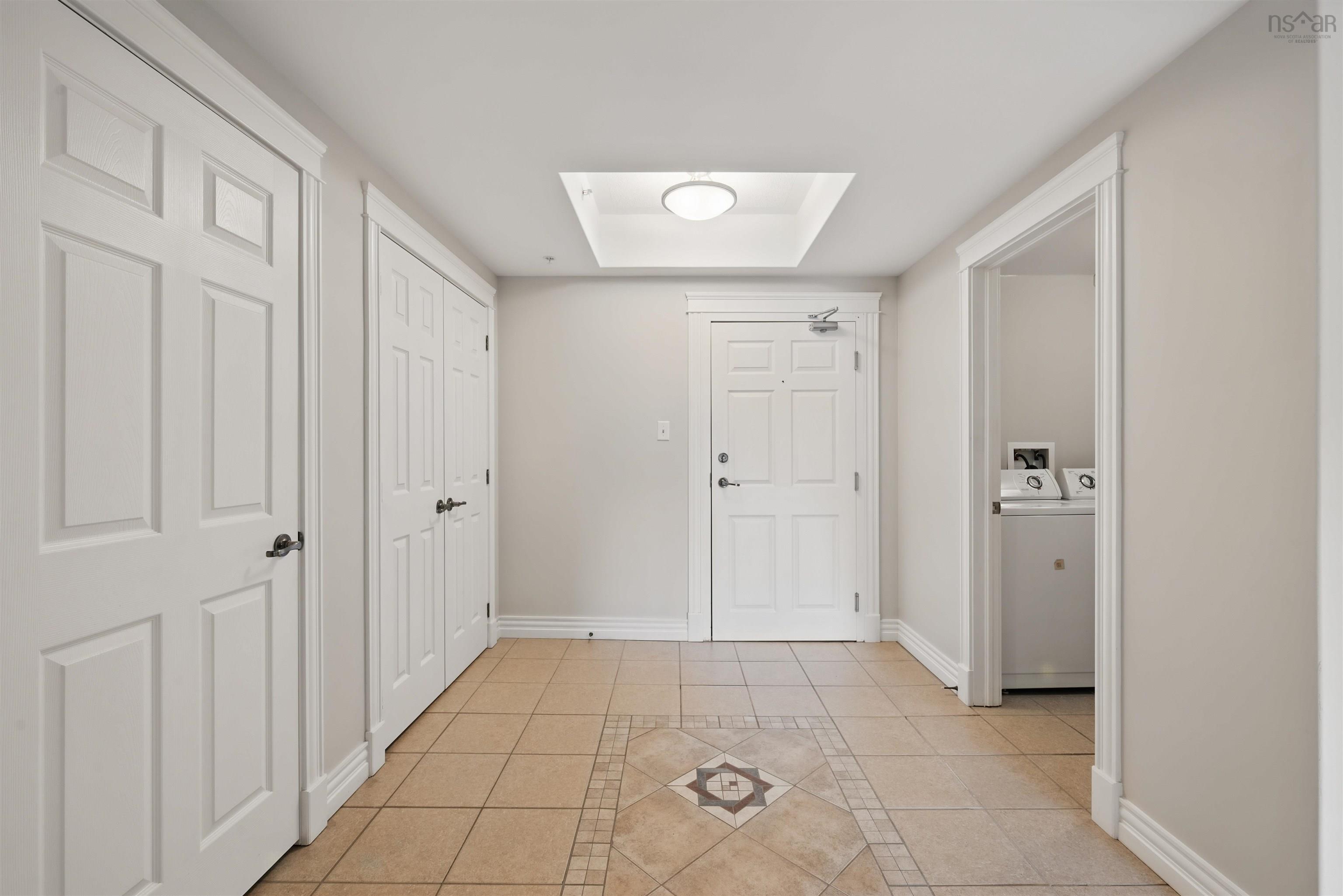 $350,000.00: 305 476 Main Street, Mahone Bay