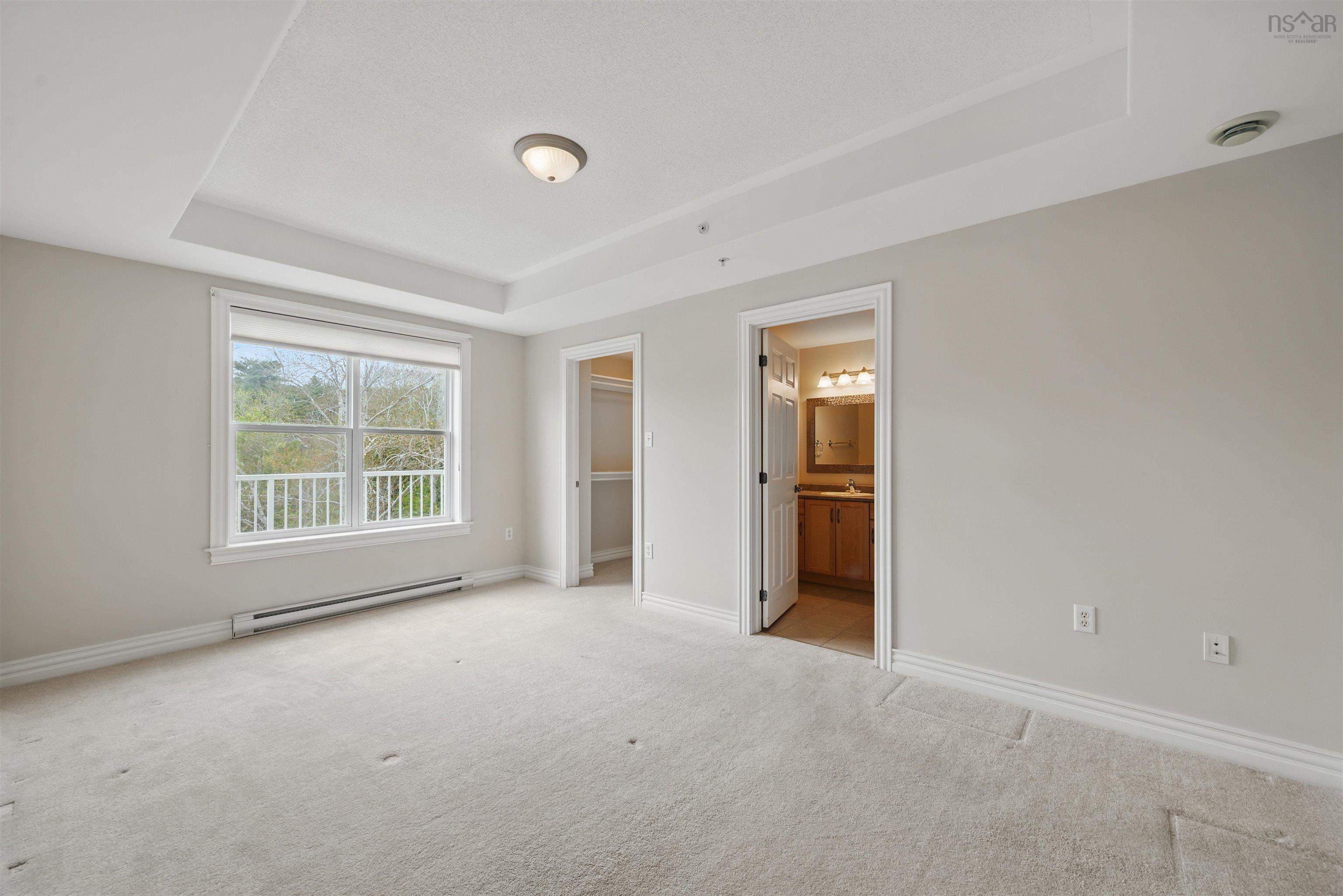 $350,000.00: 305 476 Main Street, Mahone Bay