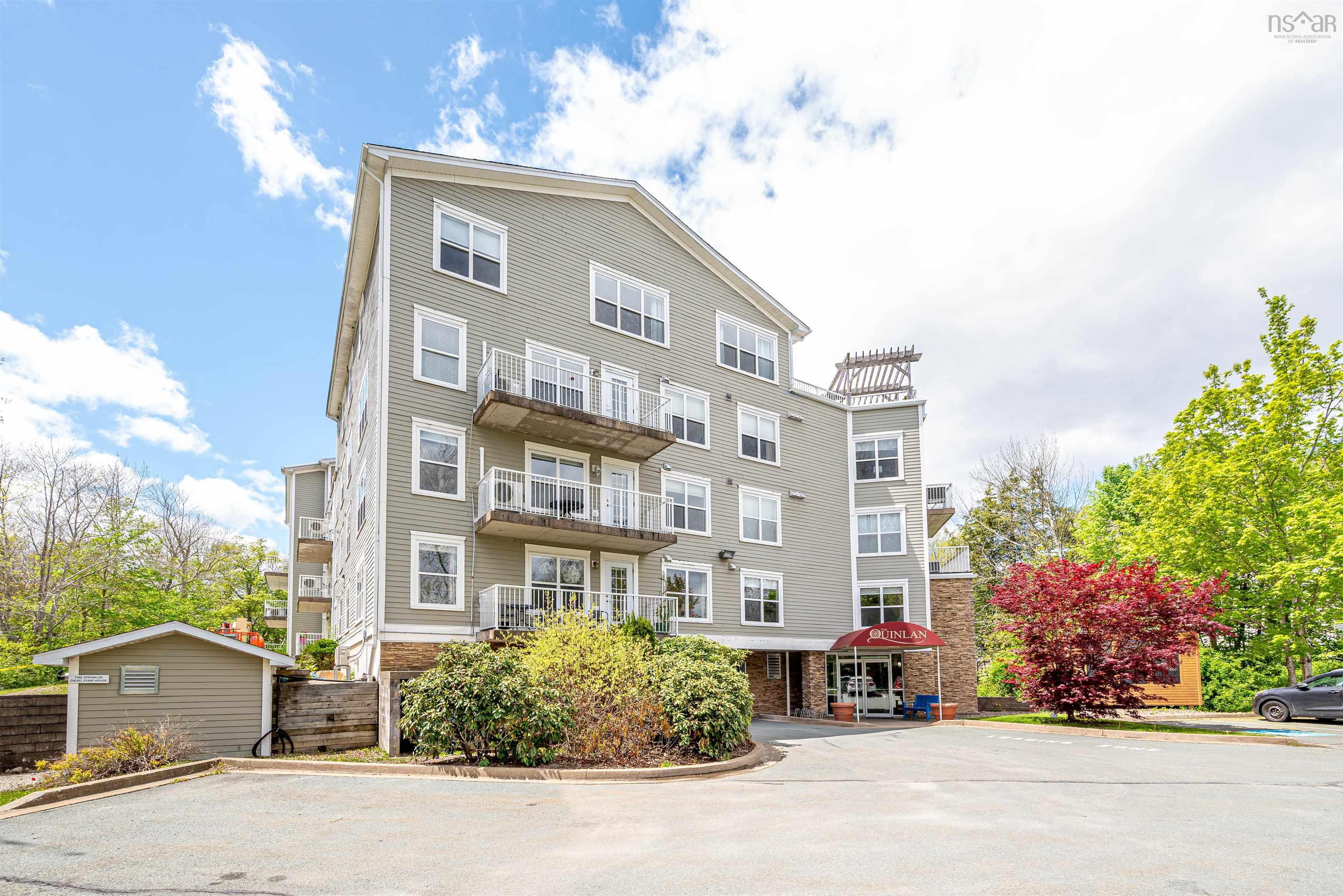 $350,000.00: 305 476 Main Street, Mahone Bay