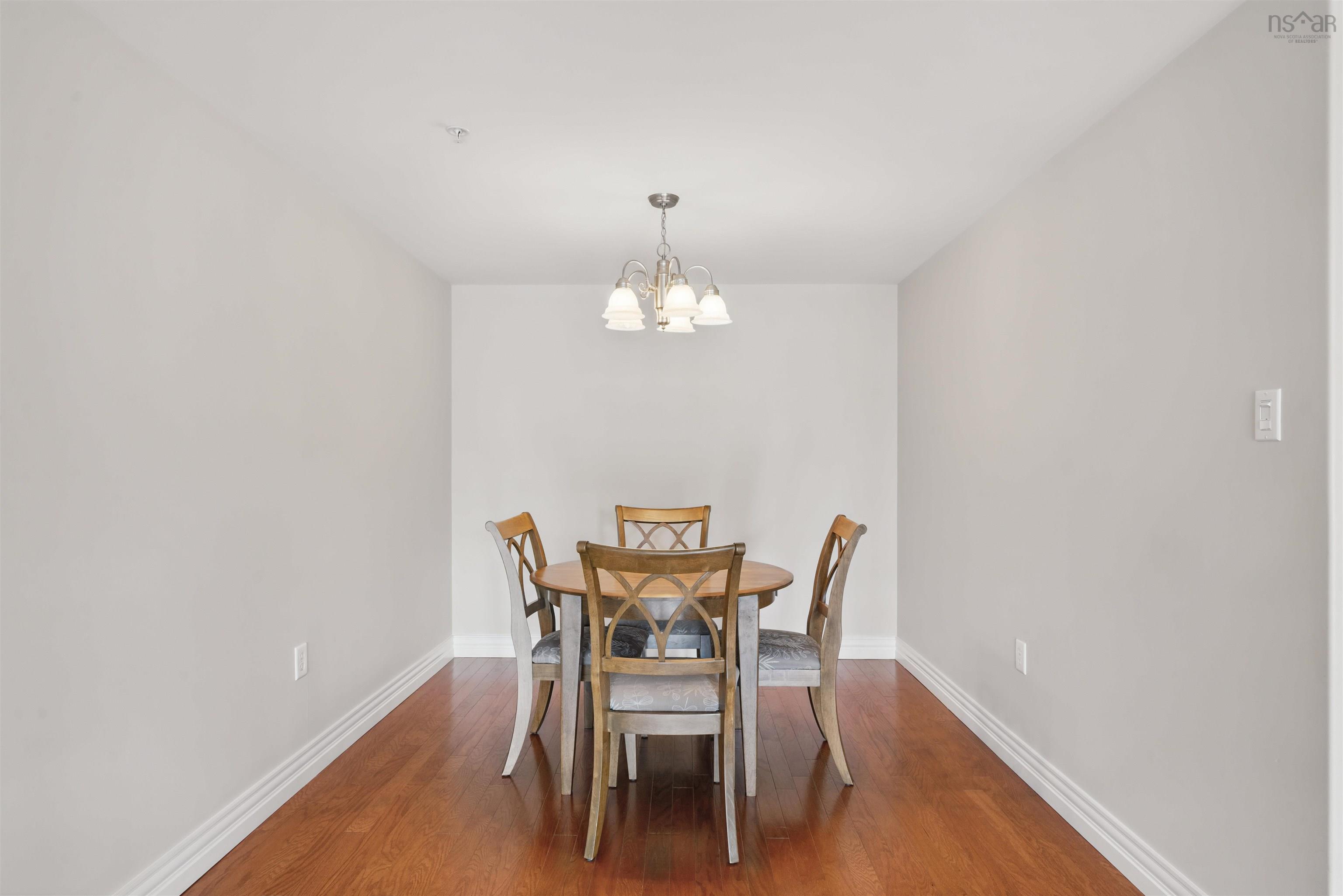 $429,000.00: 305 476 Main Street, Mahone Bay
