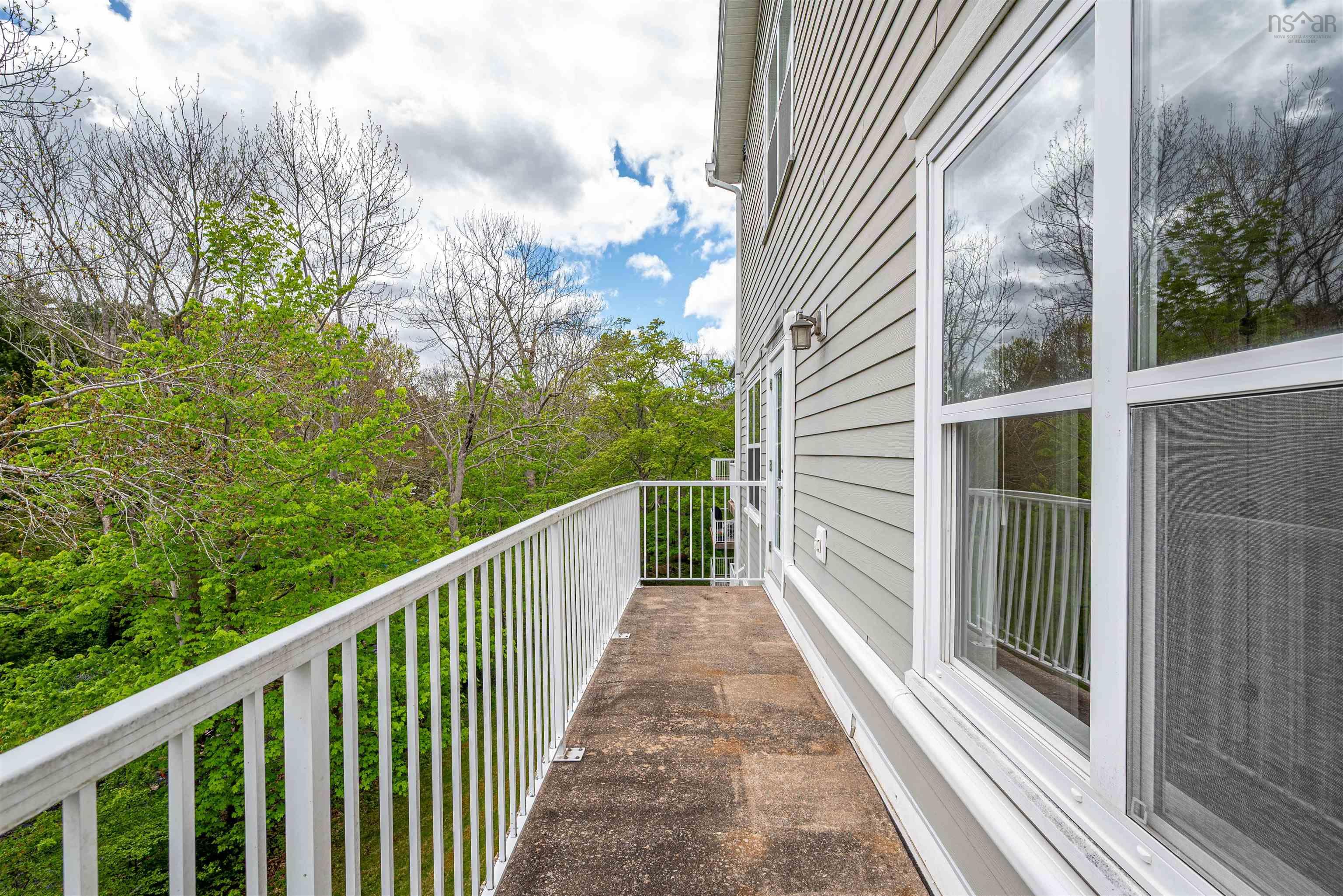 $429,000.00: 305 476 Main Street, Mahone Bay