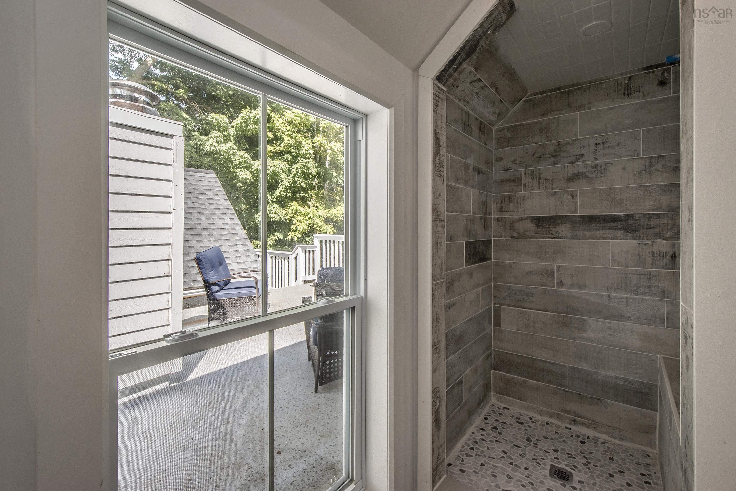 $629,900.00: 16 Garden Lane, Mahone Bay