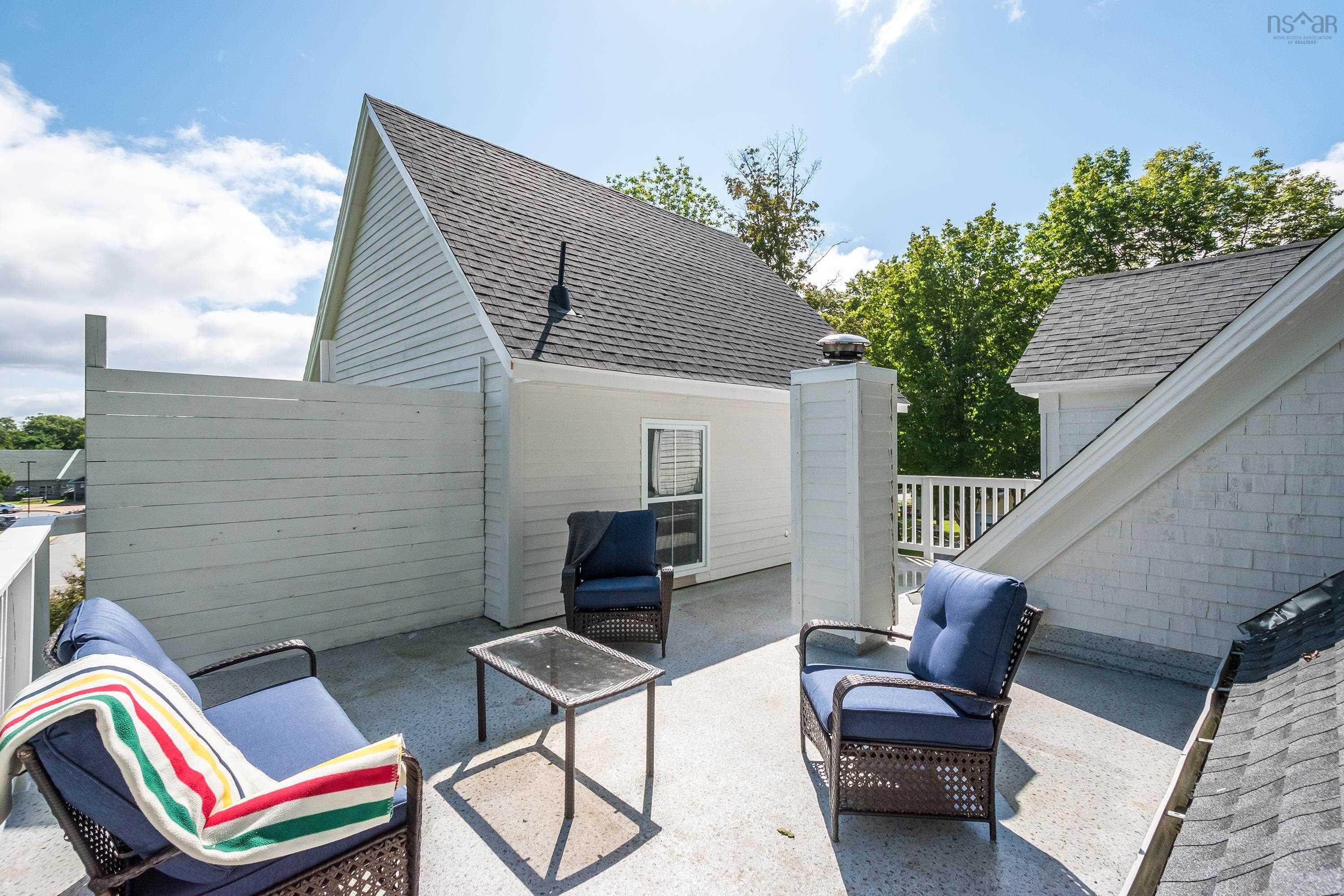 $629,900.00: 16 Garden Lane, Mahone Bay