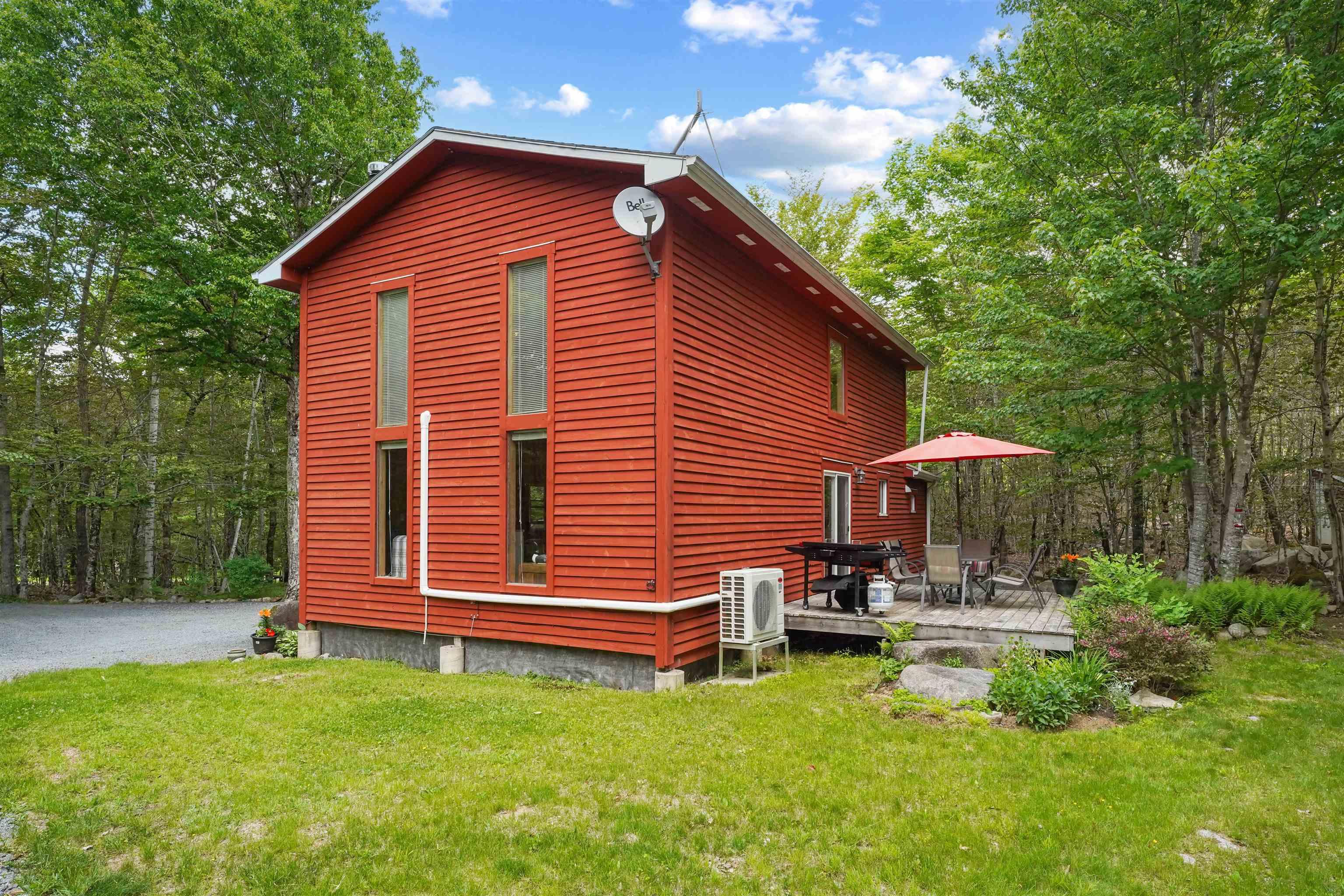 $299,900.00: 571 Turner Point Drive, Walden