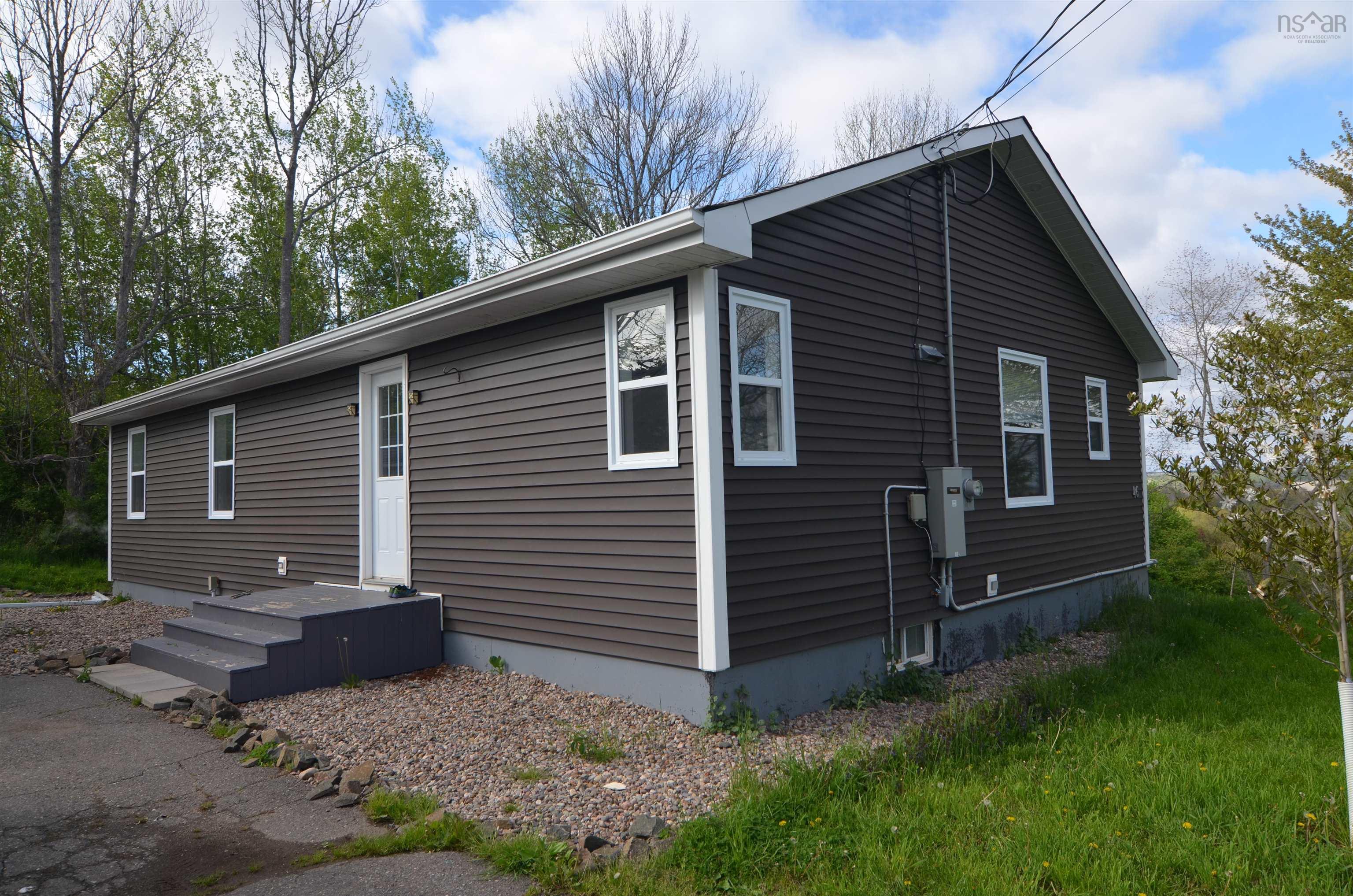 $399,900.00: Unit A 46 Holmes Hill Road, Hantsport