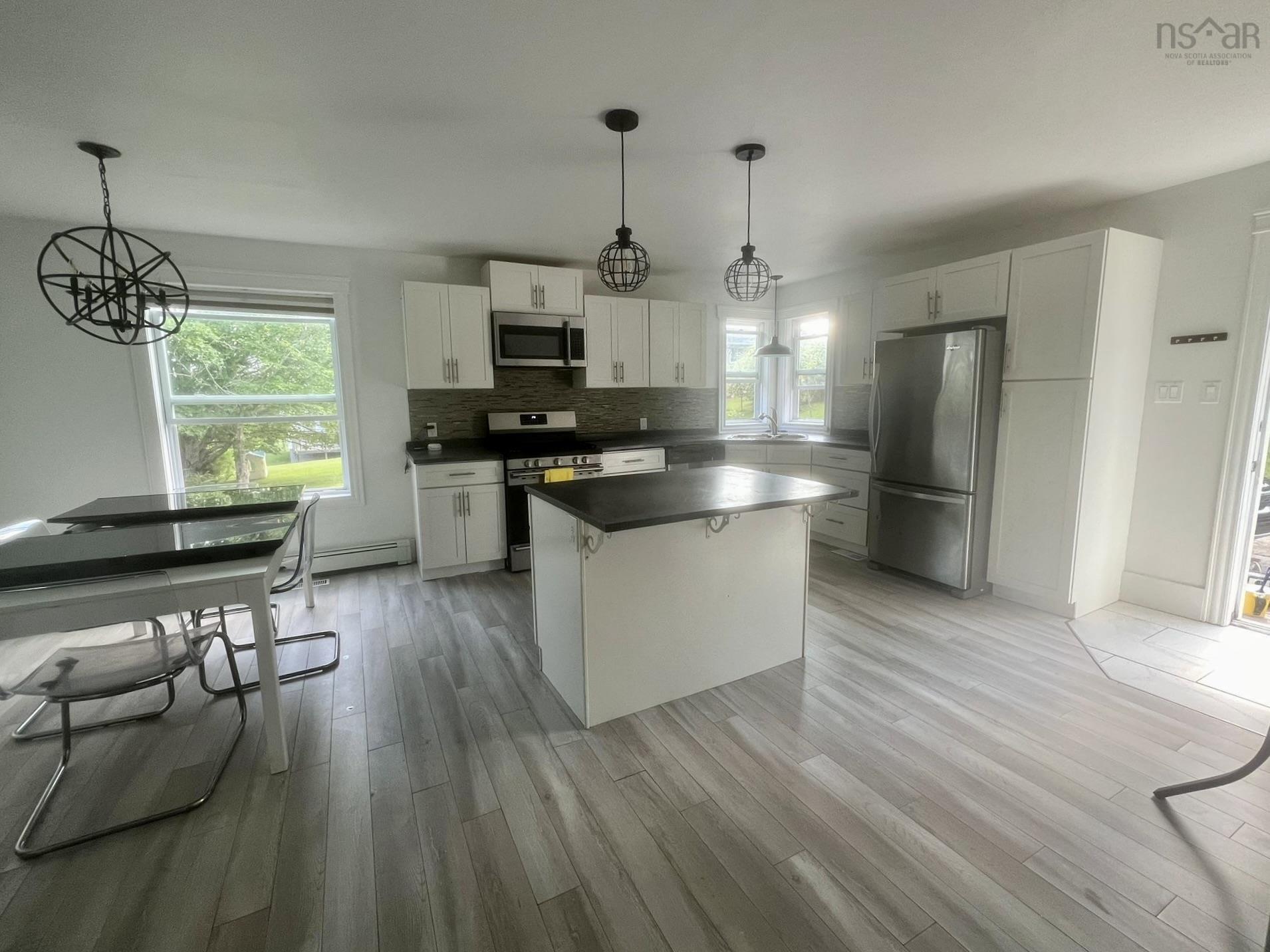 $399,900.00: Unit A 46 Holmes Hill Road, Hantsport