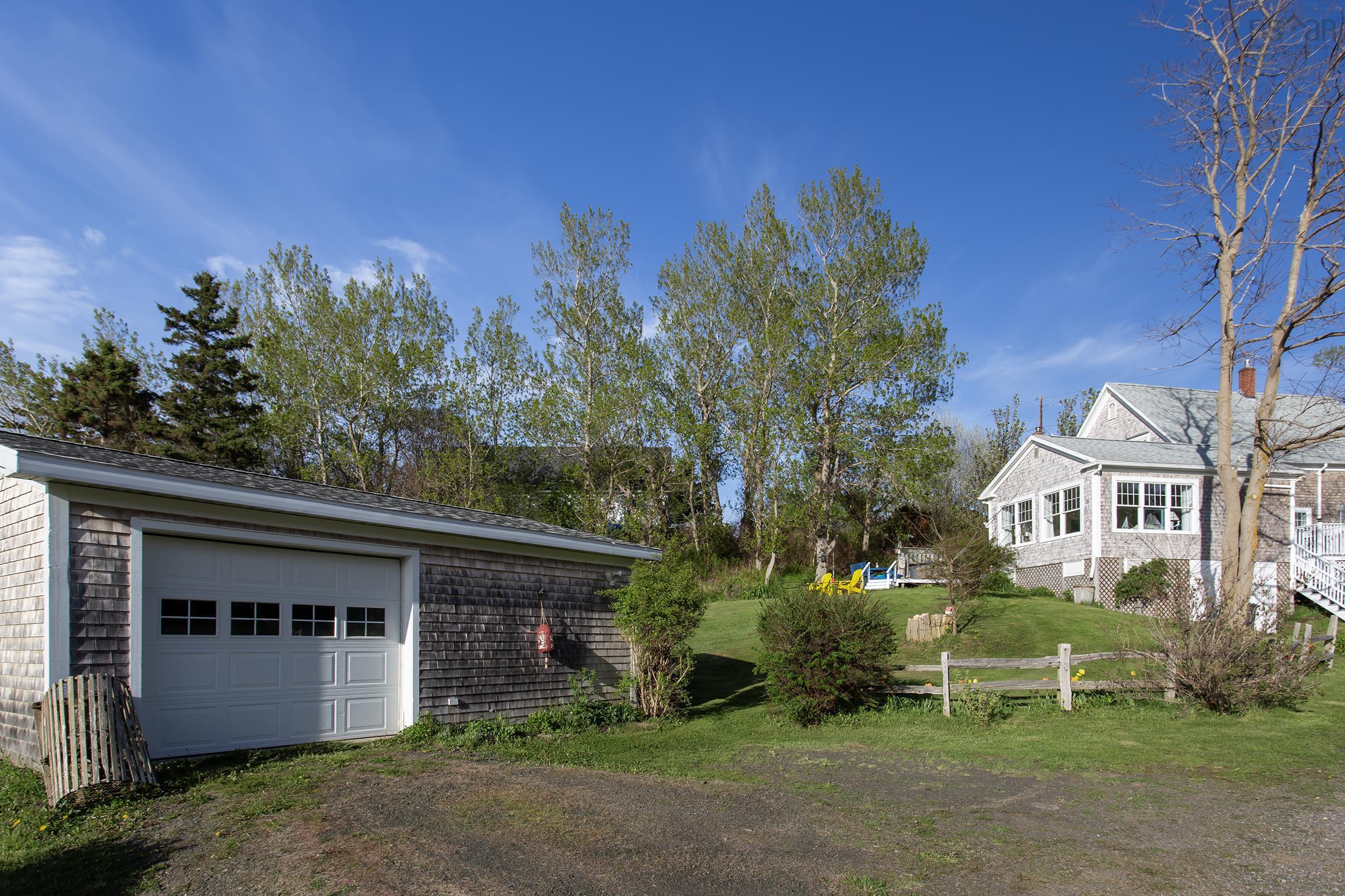 $529,000.00: 652 Port Lorne Road, Port Lorne
