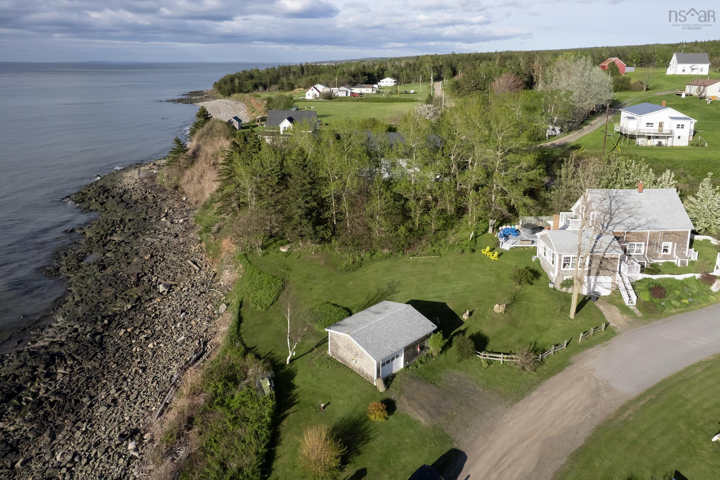 $529,000.00: 652 Port Lorne Road, Port Lorne