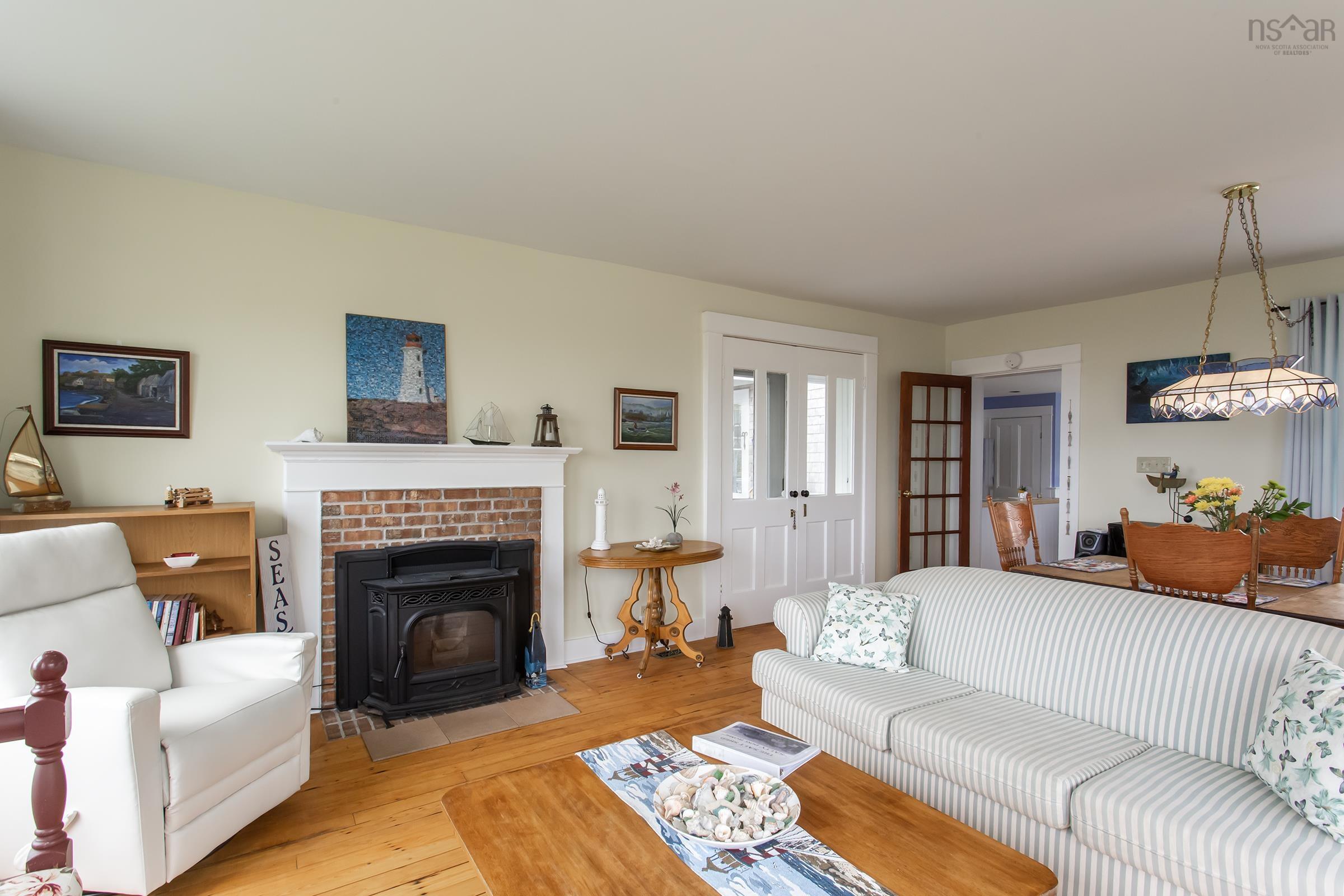 $529,000.00: 652 Port Lorne Road, Port Lorne