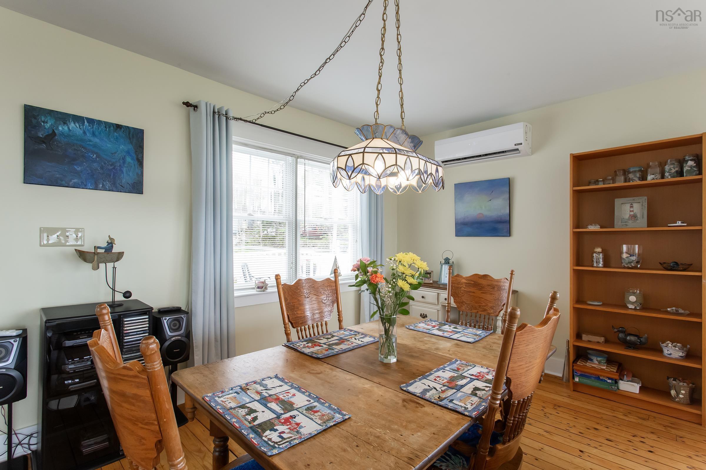$529,000.00: 652 Port Lorne Road, Port Lorne