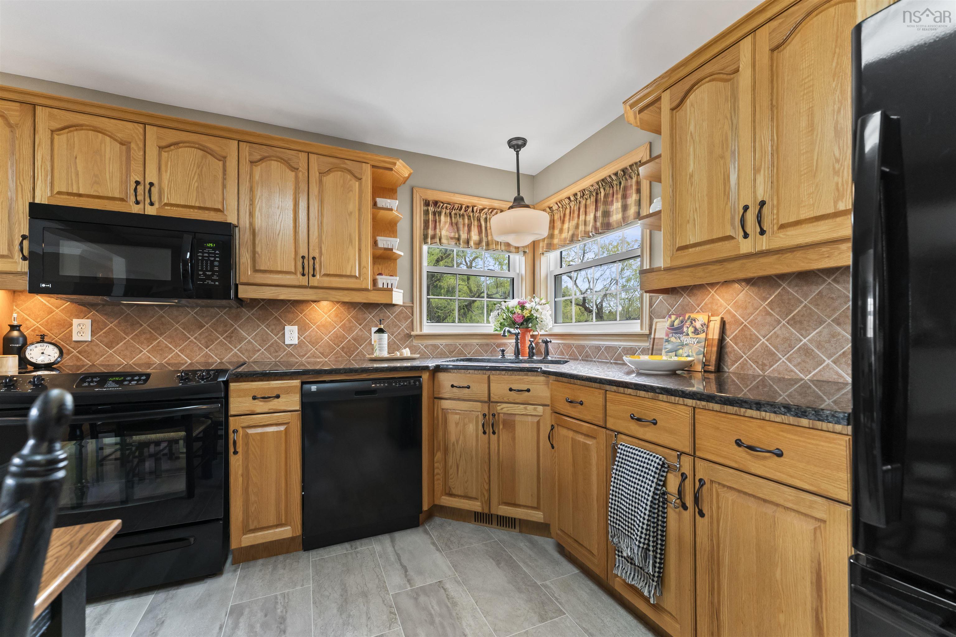 $735,000.00: 580 Hwy 1, Mount Denson