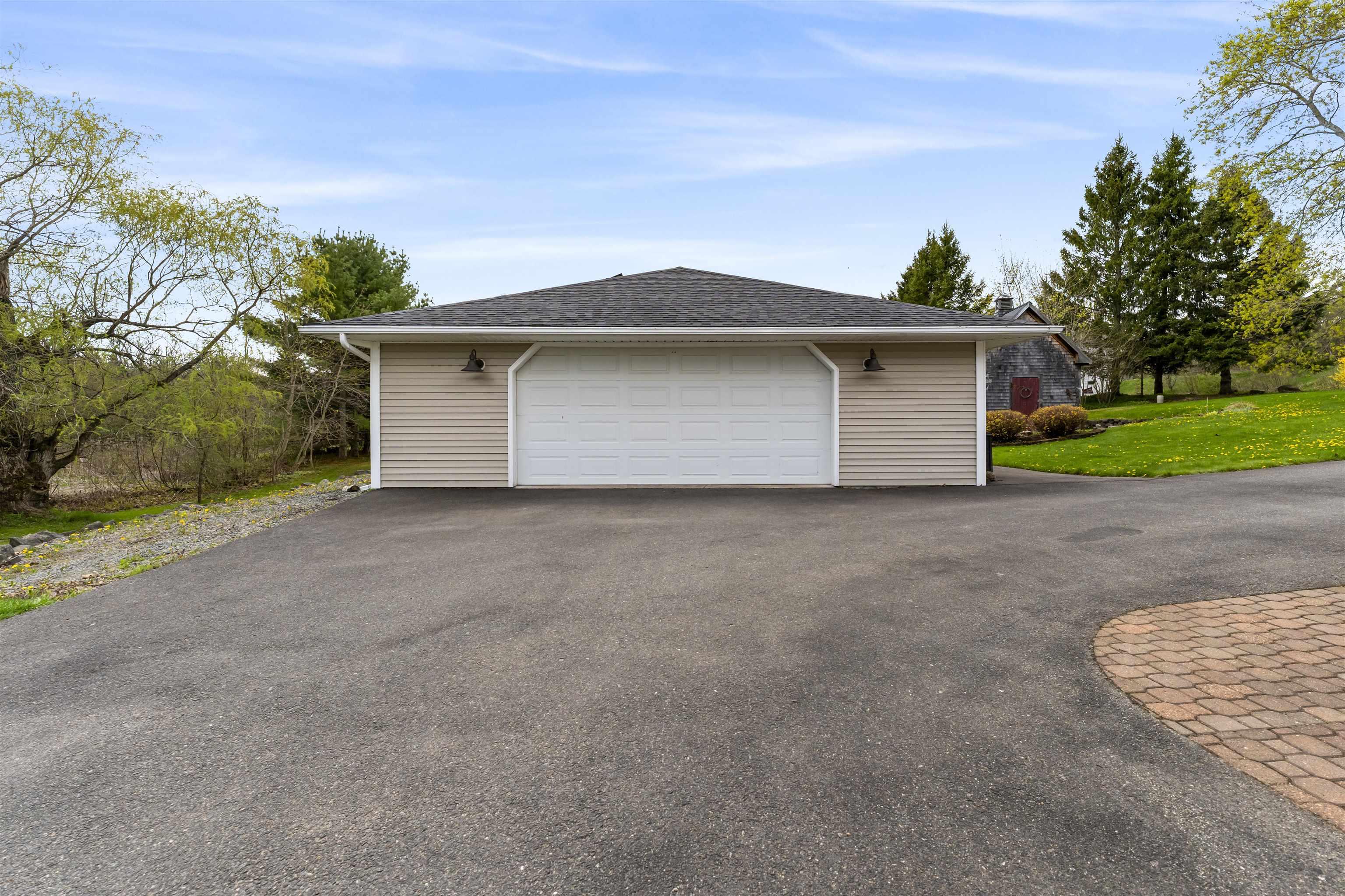 $735,000.00: 580 Hwy 1, Mount Denson