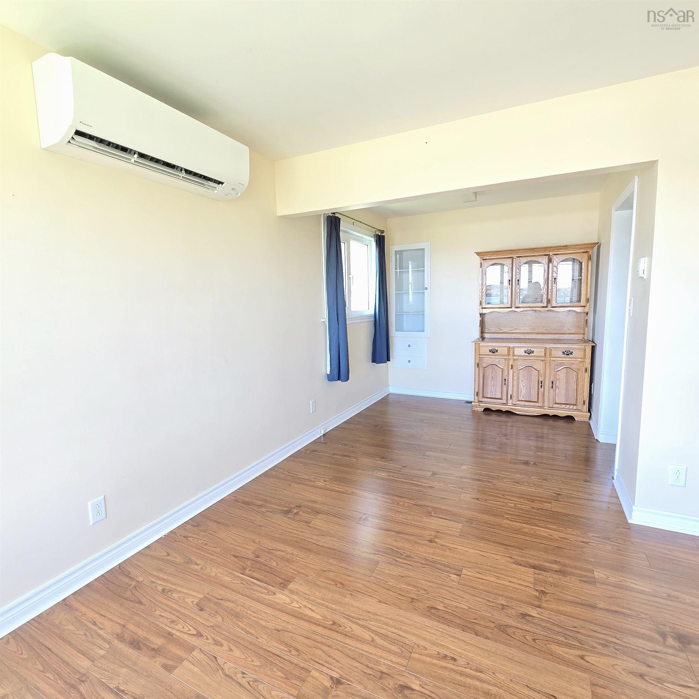 $275,000.00: 95 Meech Avenue, North Sydney