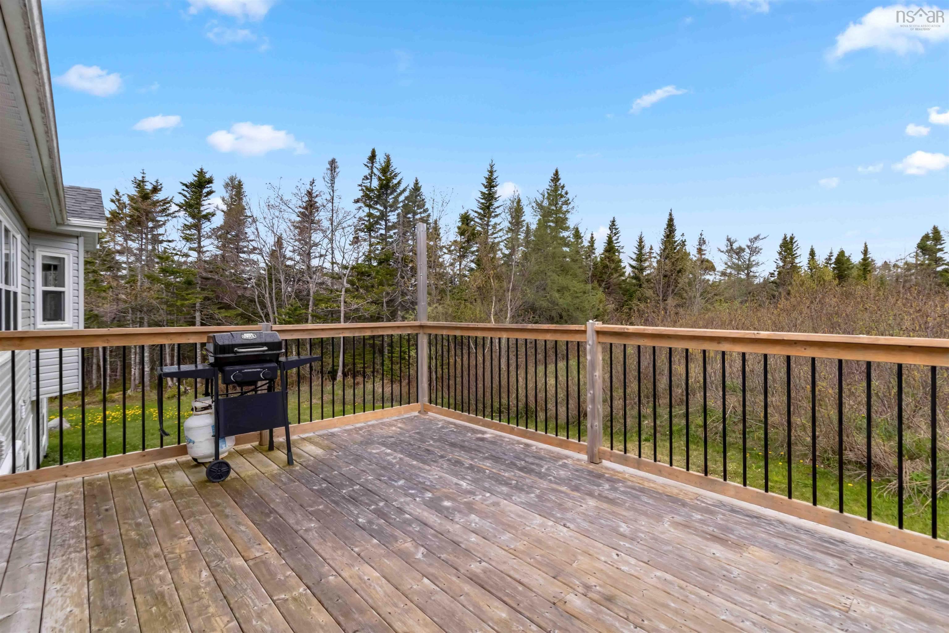 $799,900.00: 222 Whitehead Road, Harrietsfield