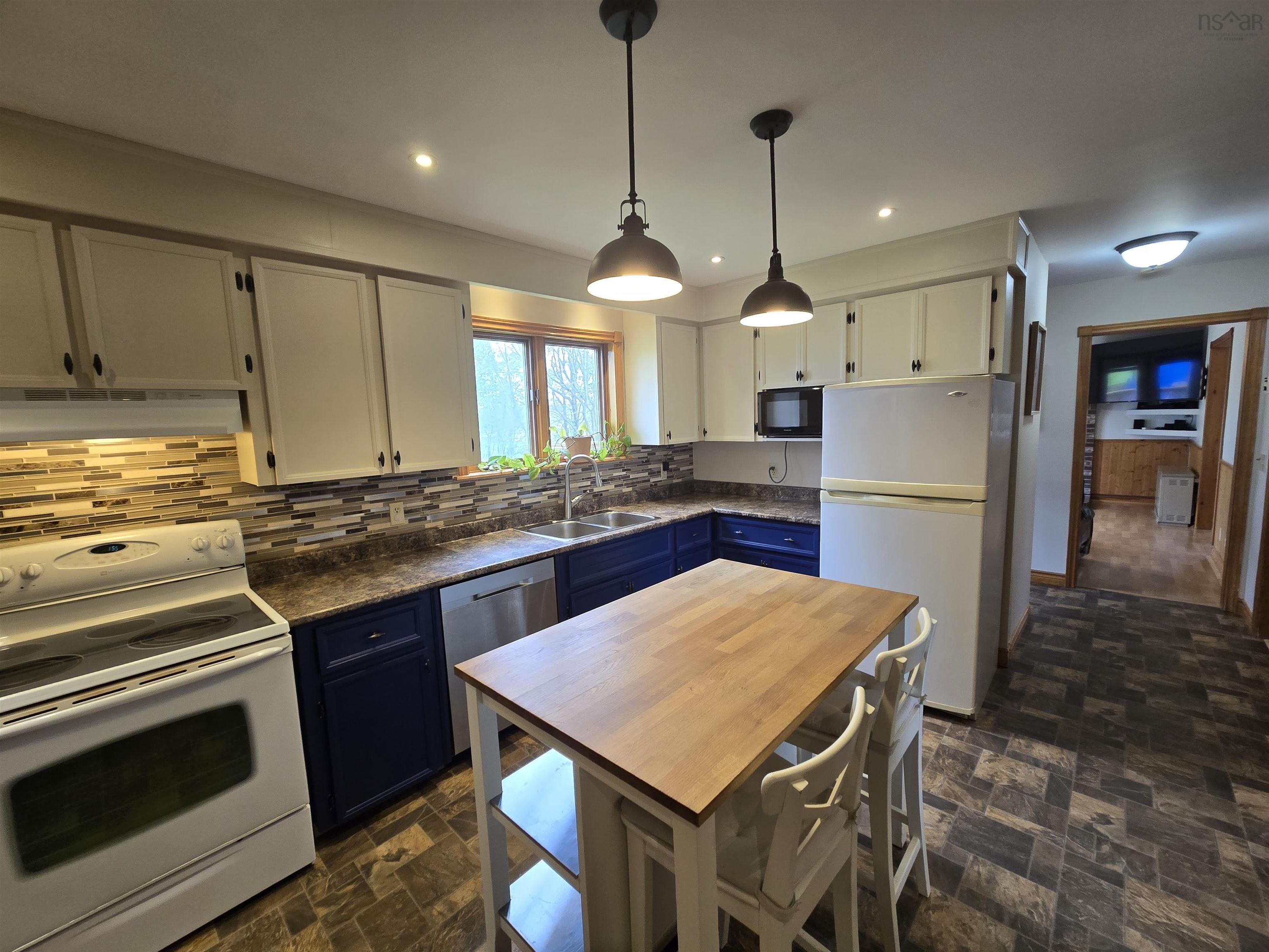 $494,500.00: 14 BRITE Avenue, Bible Hill