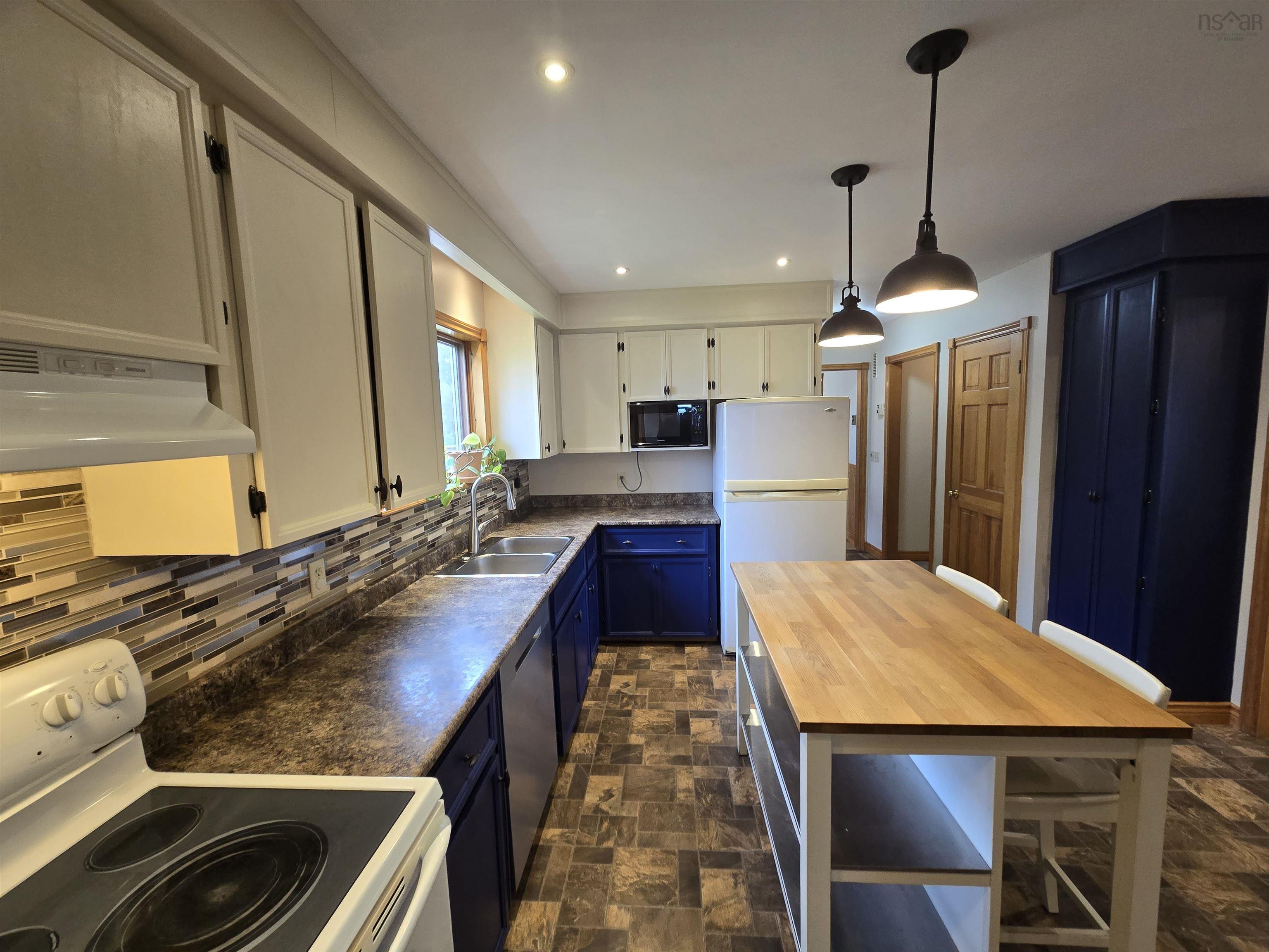 $494,500.00: 14 BRITE Avenue, Bible Hill