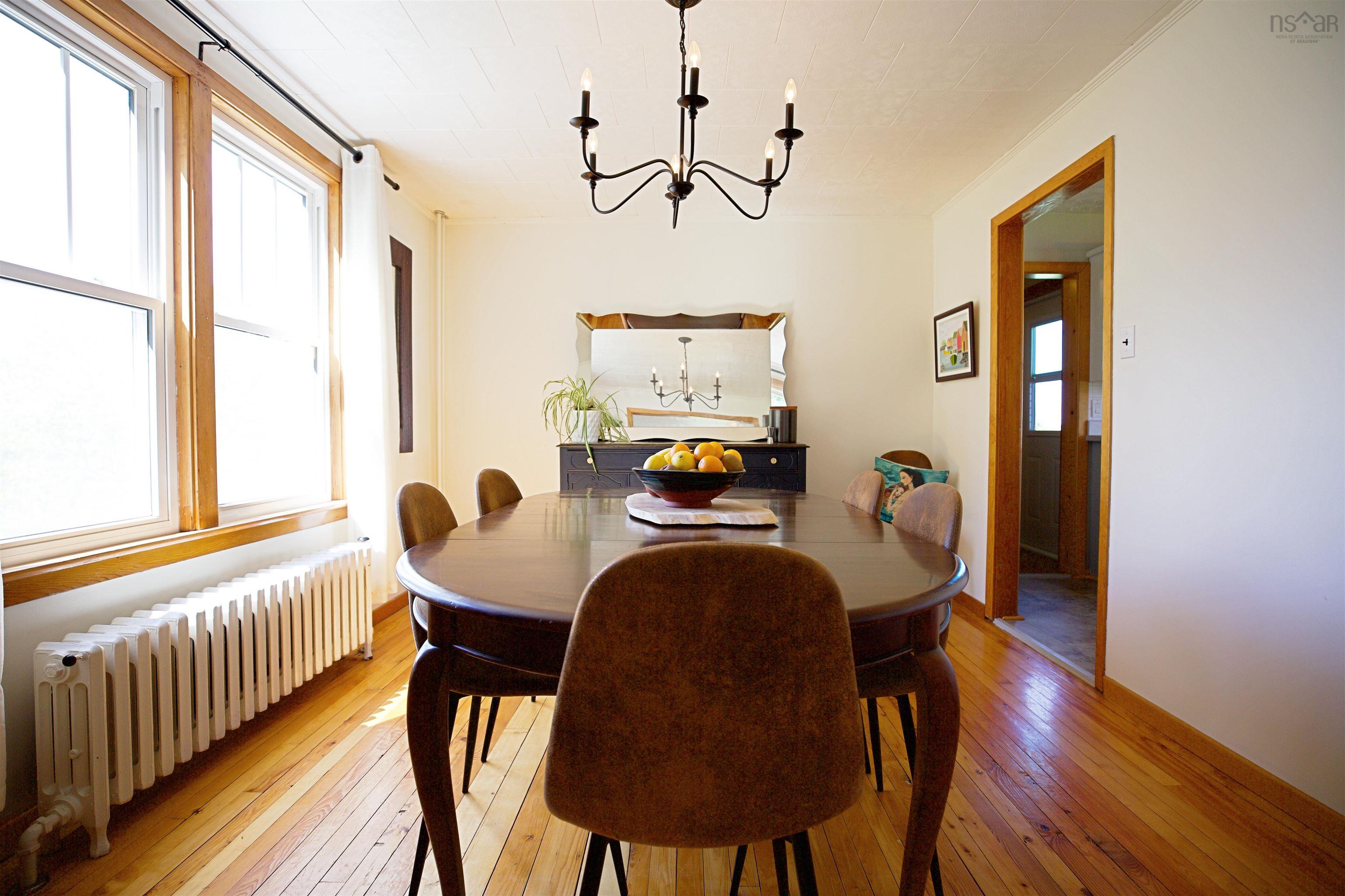 $519,000.00: 10 Kissing Bridge Road, Lunenburg