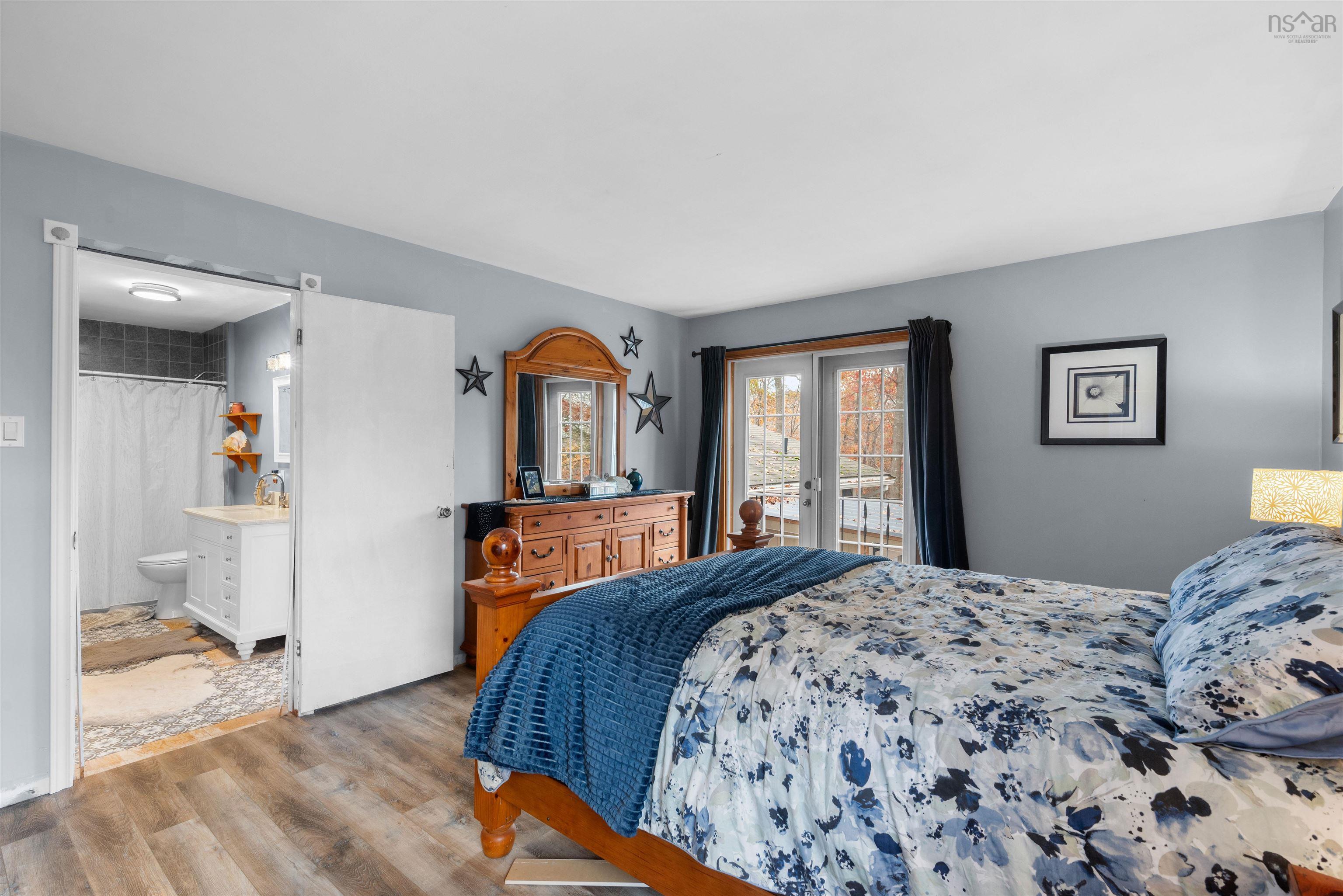 $675,000.00: 135 Third Avenue, Lakeview