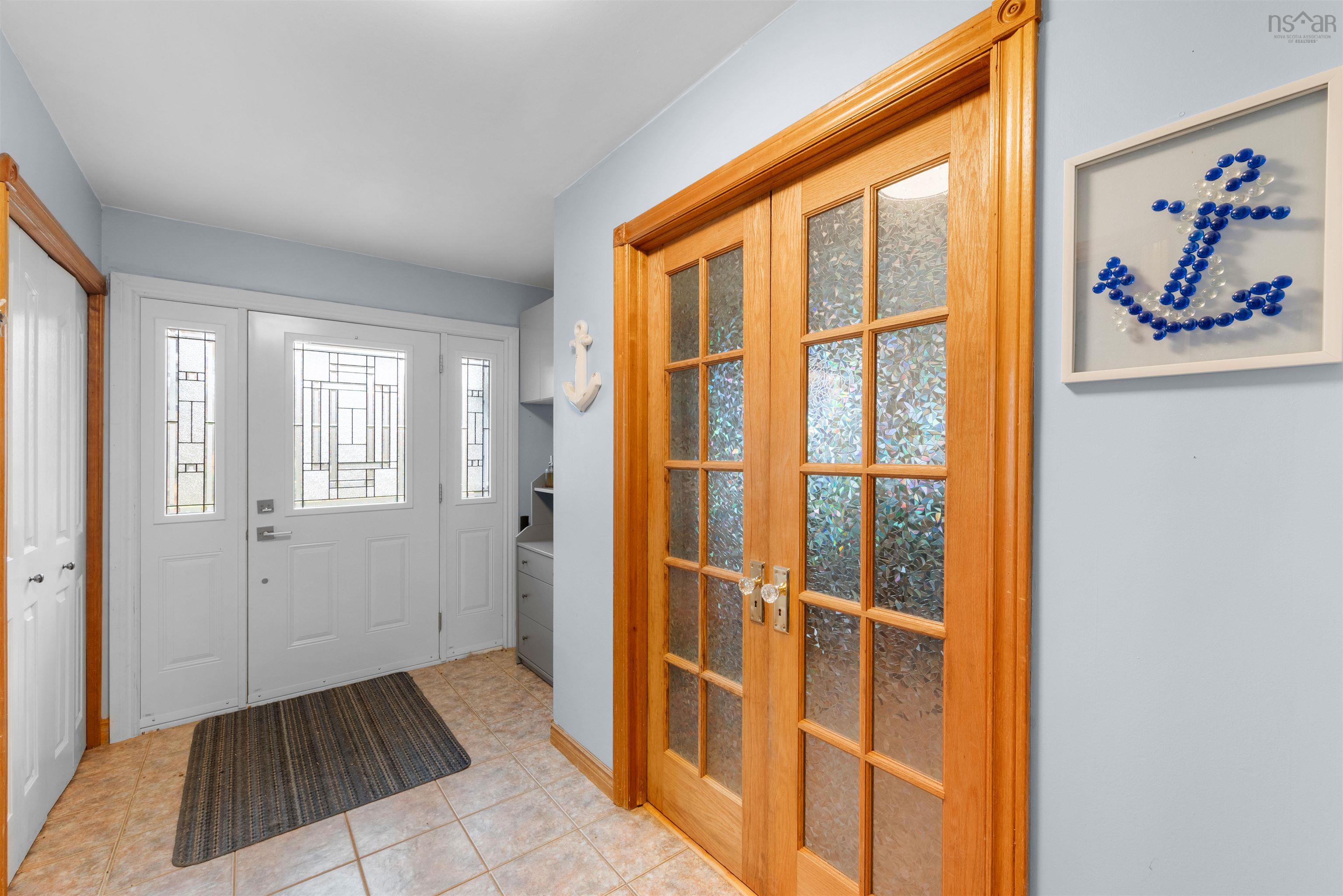 $675,000.00: 135 Third Avenue, Lakeview