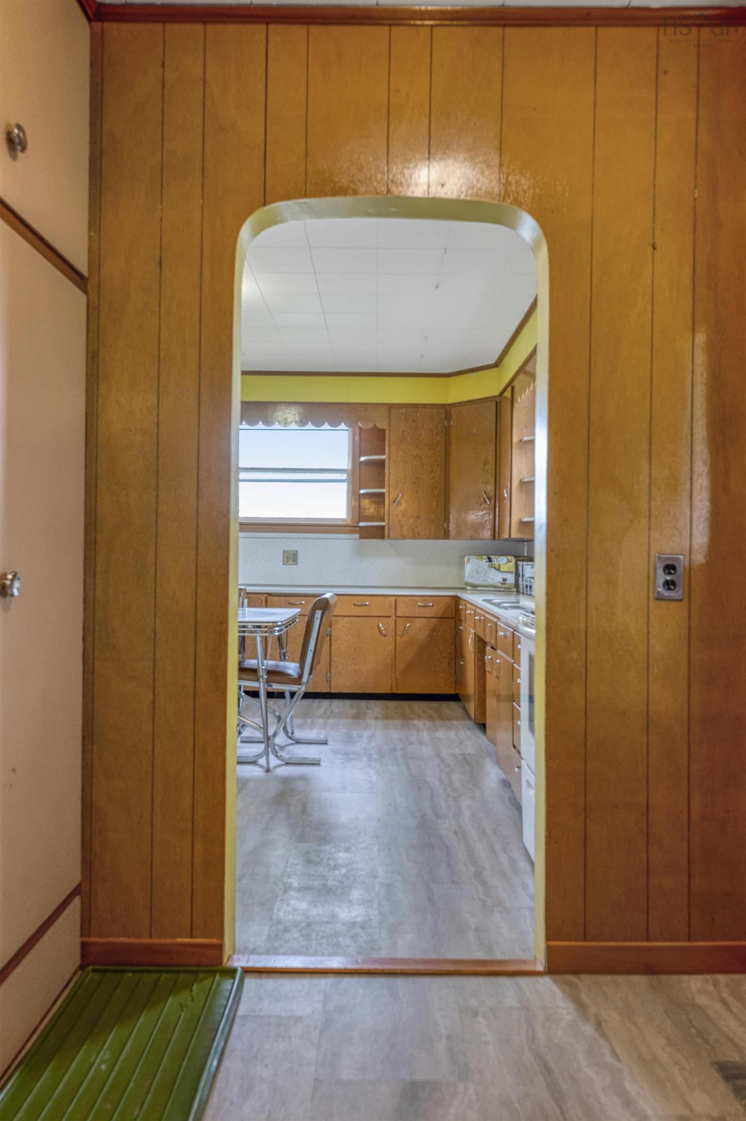 $490,000.00: 5260 332 Highway, Middle Lahave