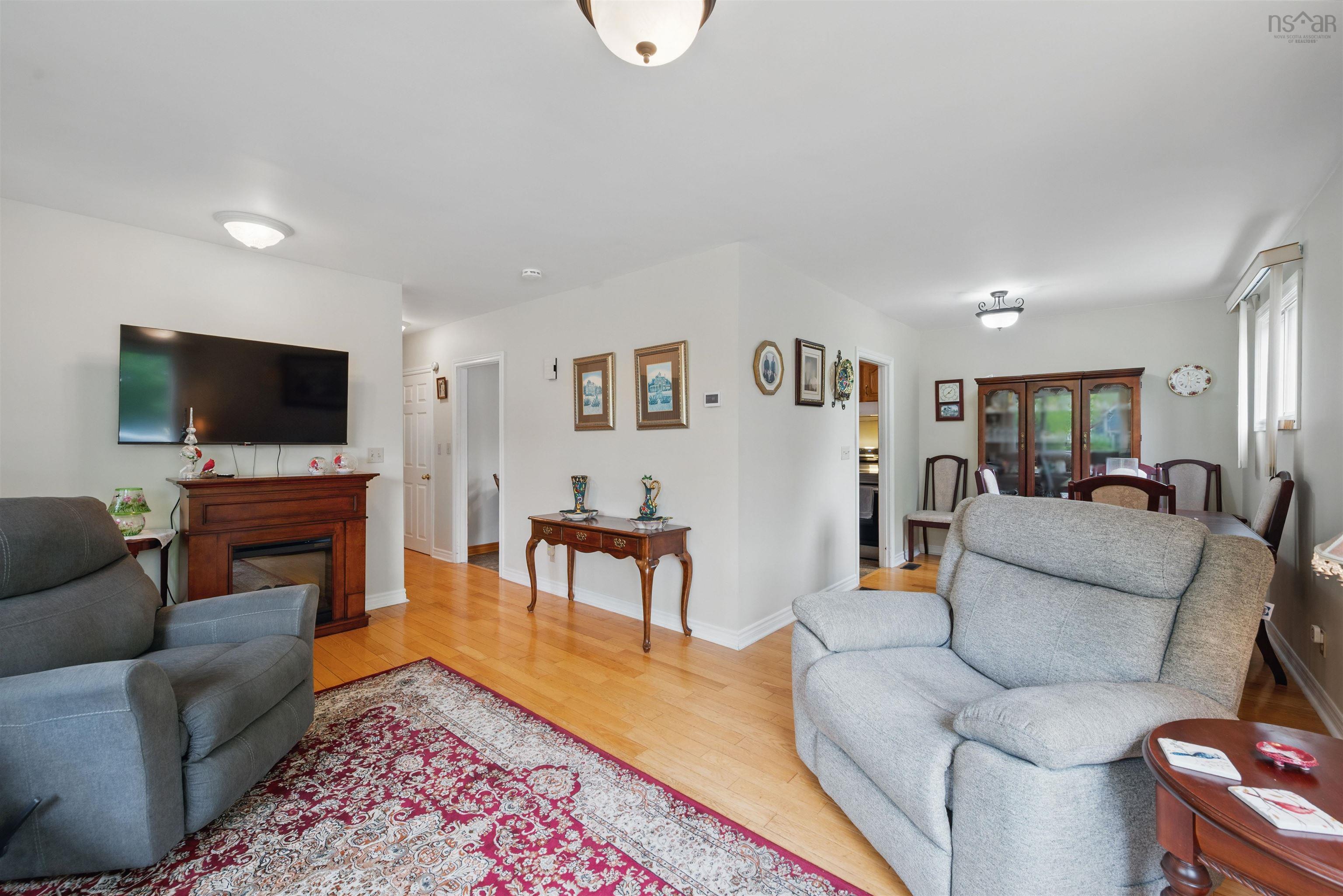 $459,900.00: 158 Town Road, Falmouth