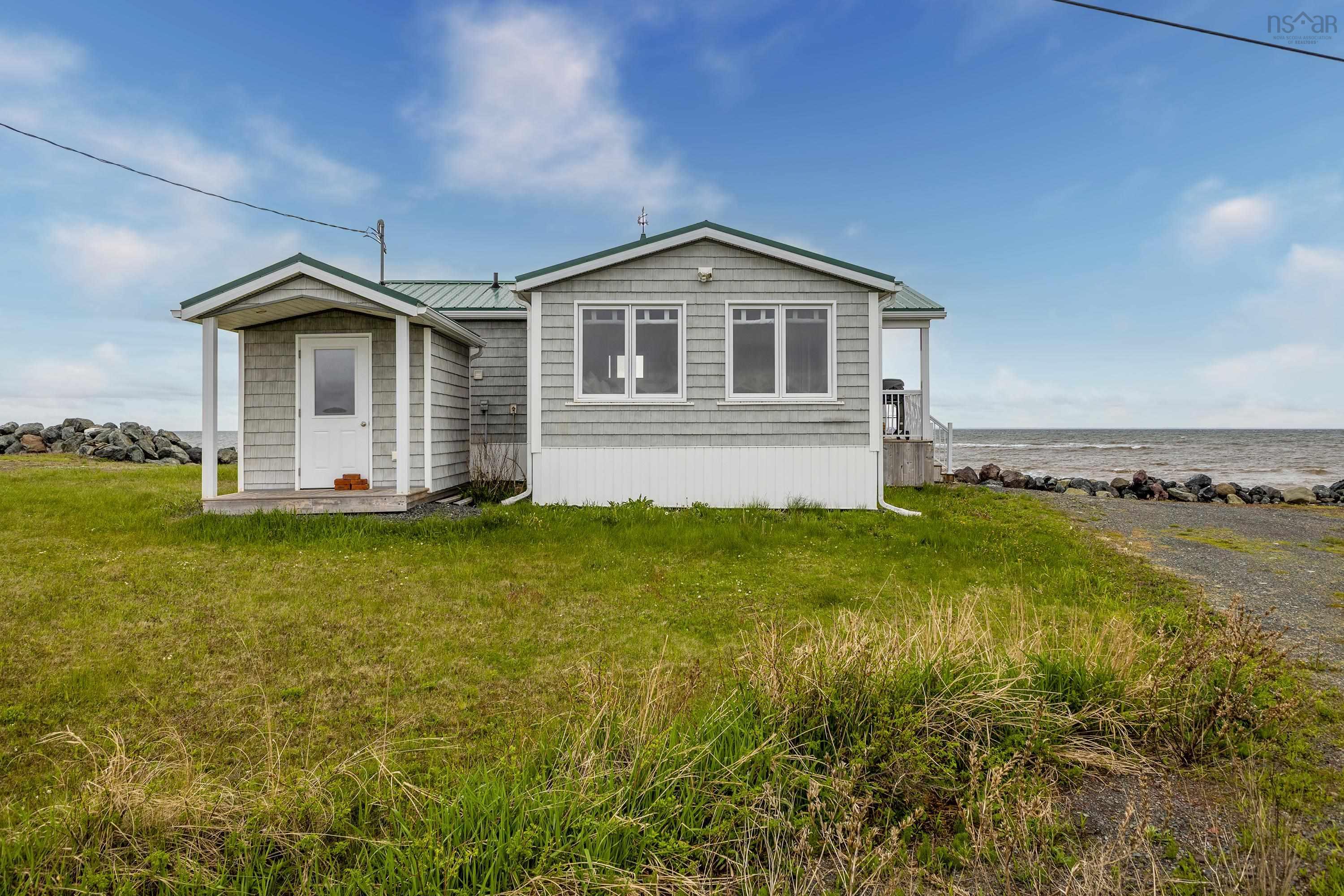 $364,000.00: 565 Caribou Island Road, Caribou Island