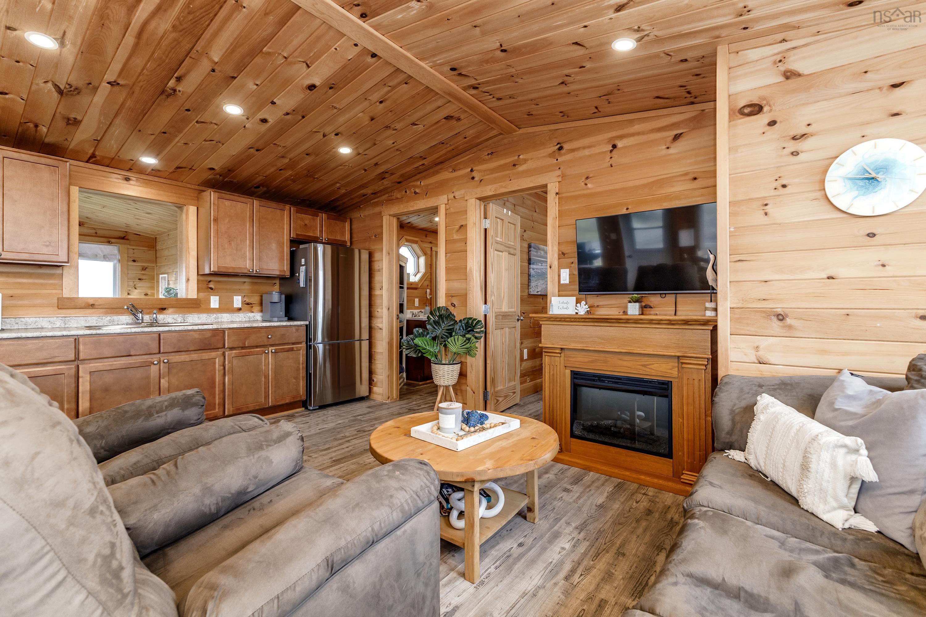 $364,000.00: 565 Caribou Island Road, Caribou Island