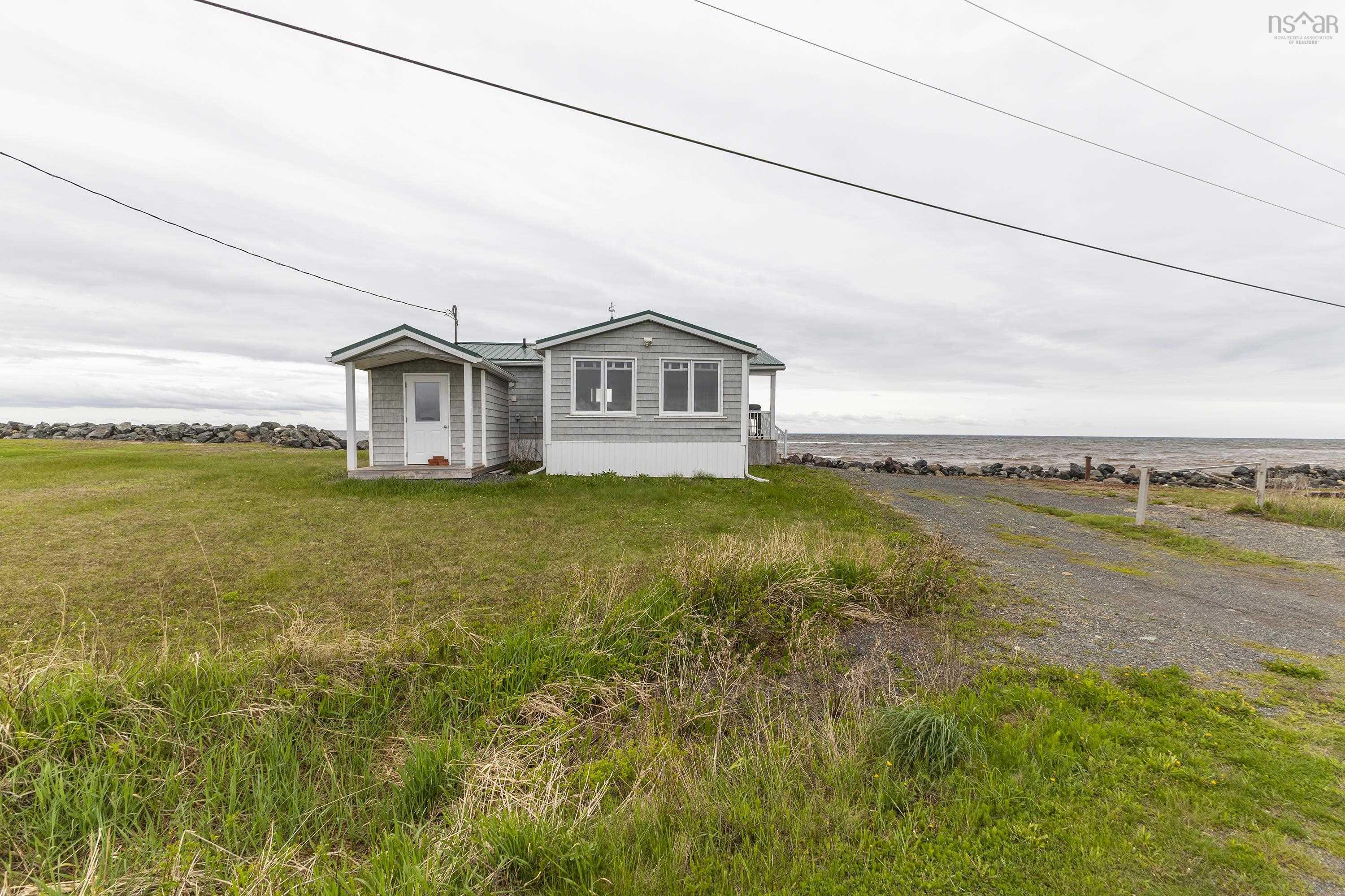 $364,000.00: 565 Caribou Island Road, Caribou Island