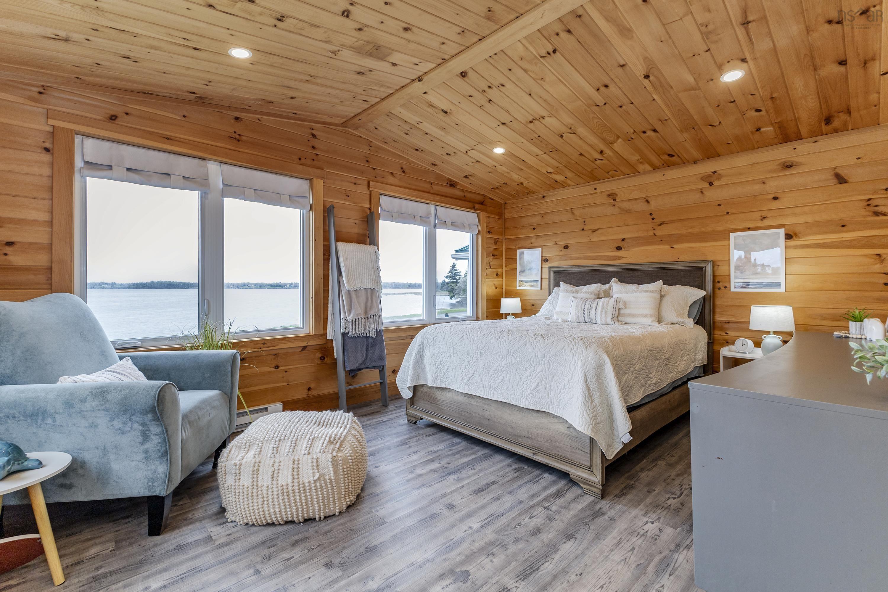 $364,000.00: 565 Caribou Island Road, Caribou Island
