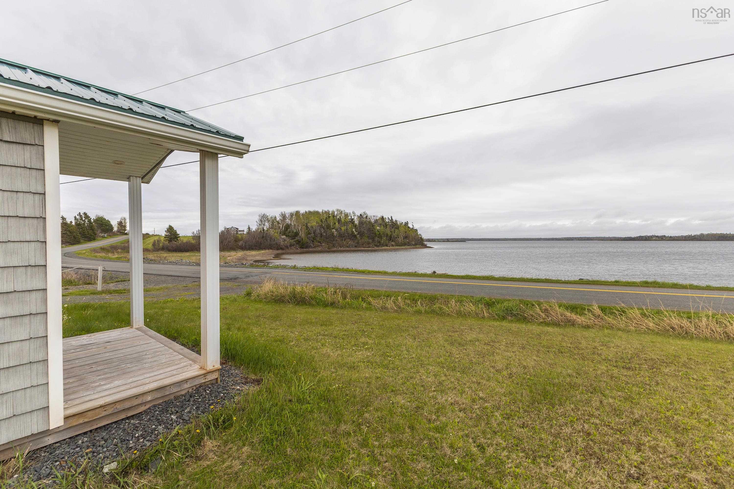 $364,000.00: 565 Caribou Island Road, Caribou Island