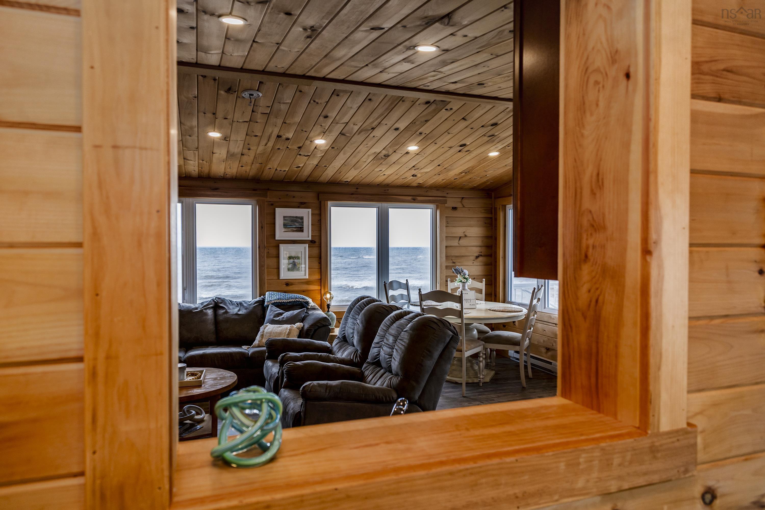 $364,000.00: 565 Caribou Island Road, Caribou Island