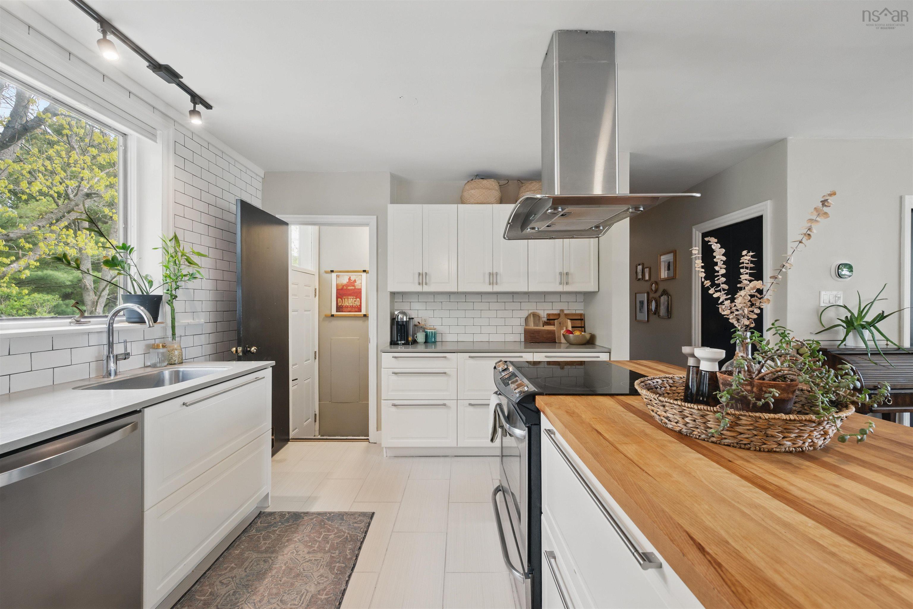 $519,900.00: 20 Day Avenue, Dartmouth