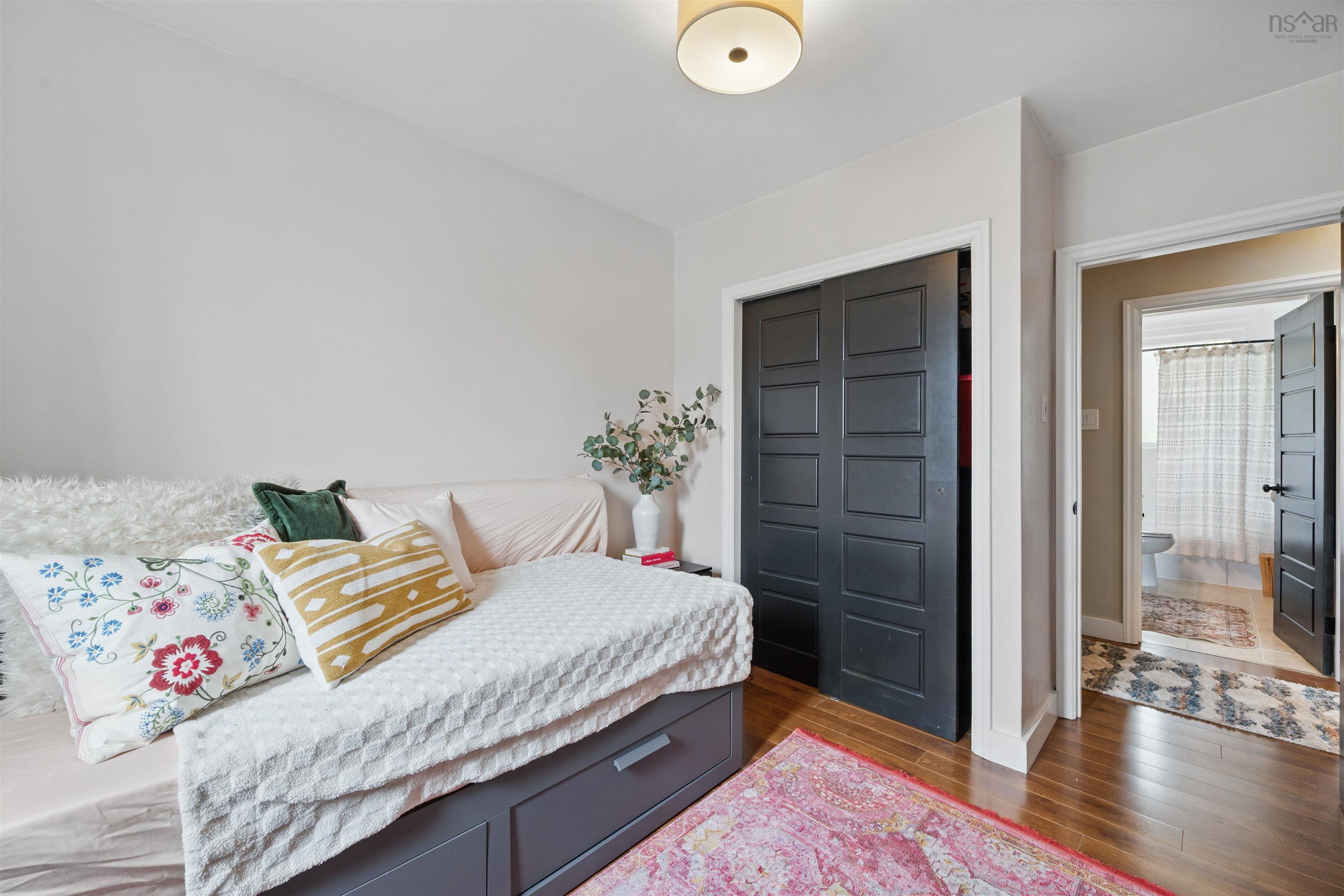 $519,900.00: 20 Day Avenue, Dartmouth