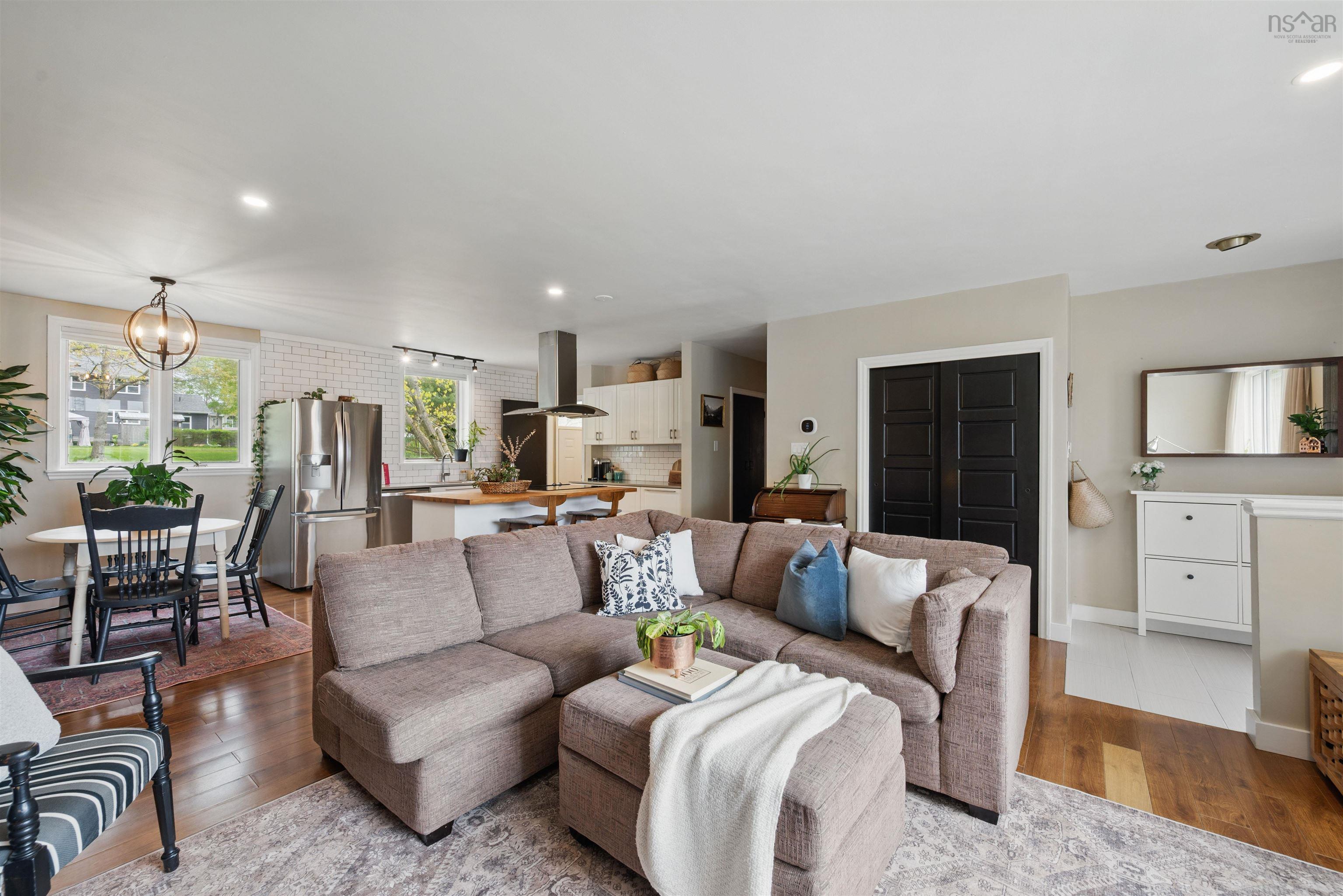 $519,900.00: 20 Day Avenue, Dartmouth