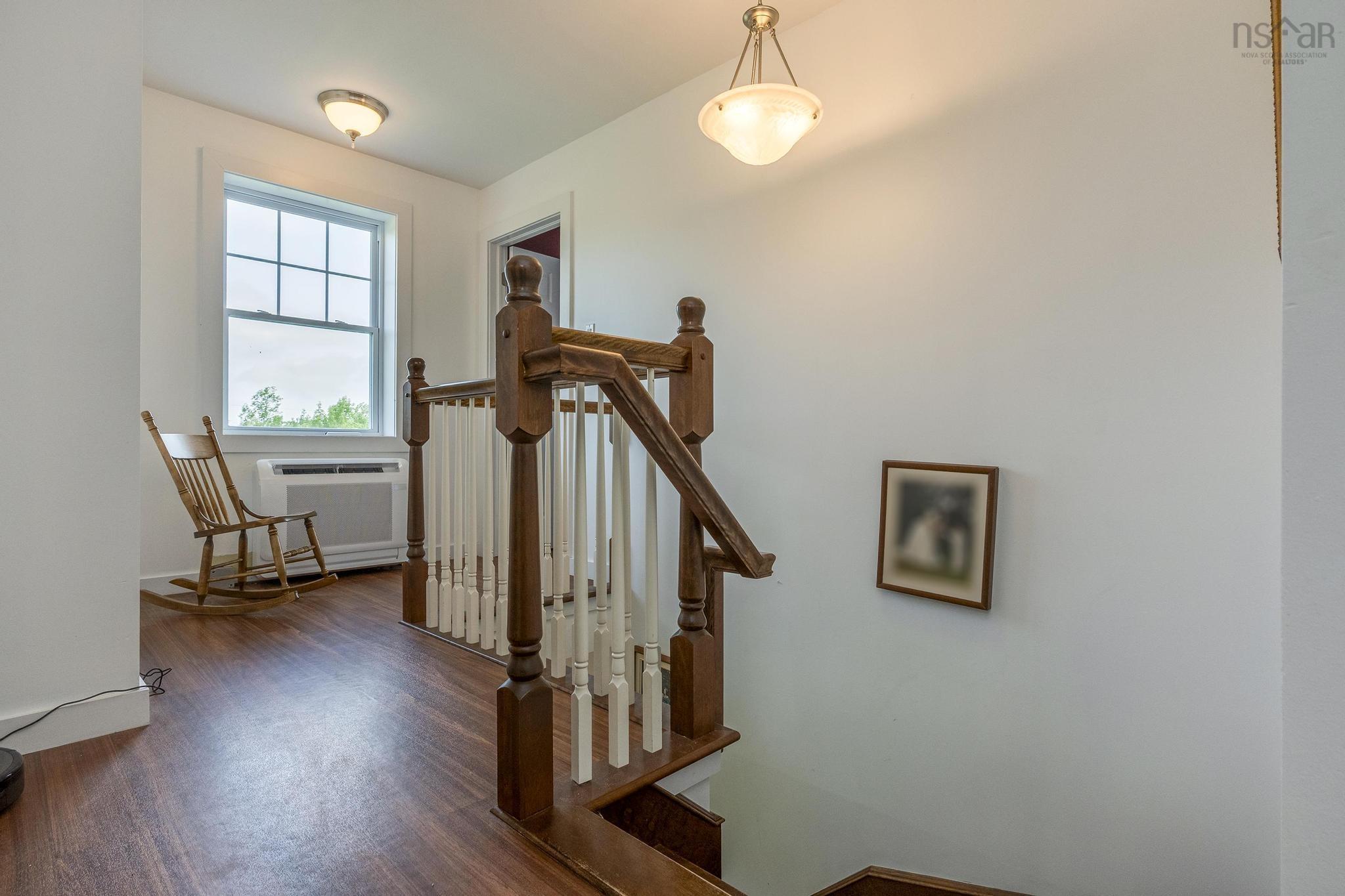 $625,000.00: 3404 Brow of Mountain Road, West Black Rock