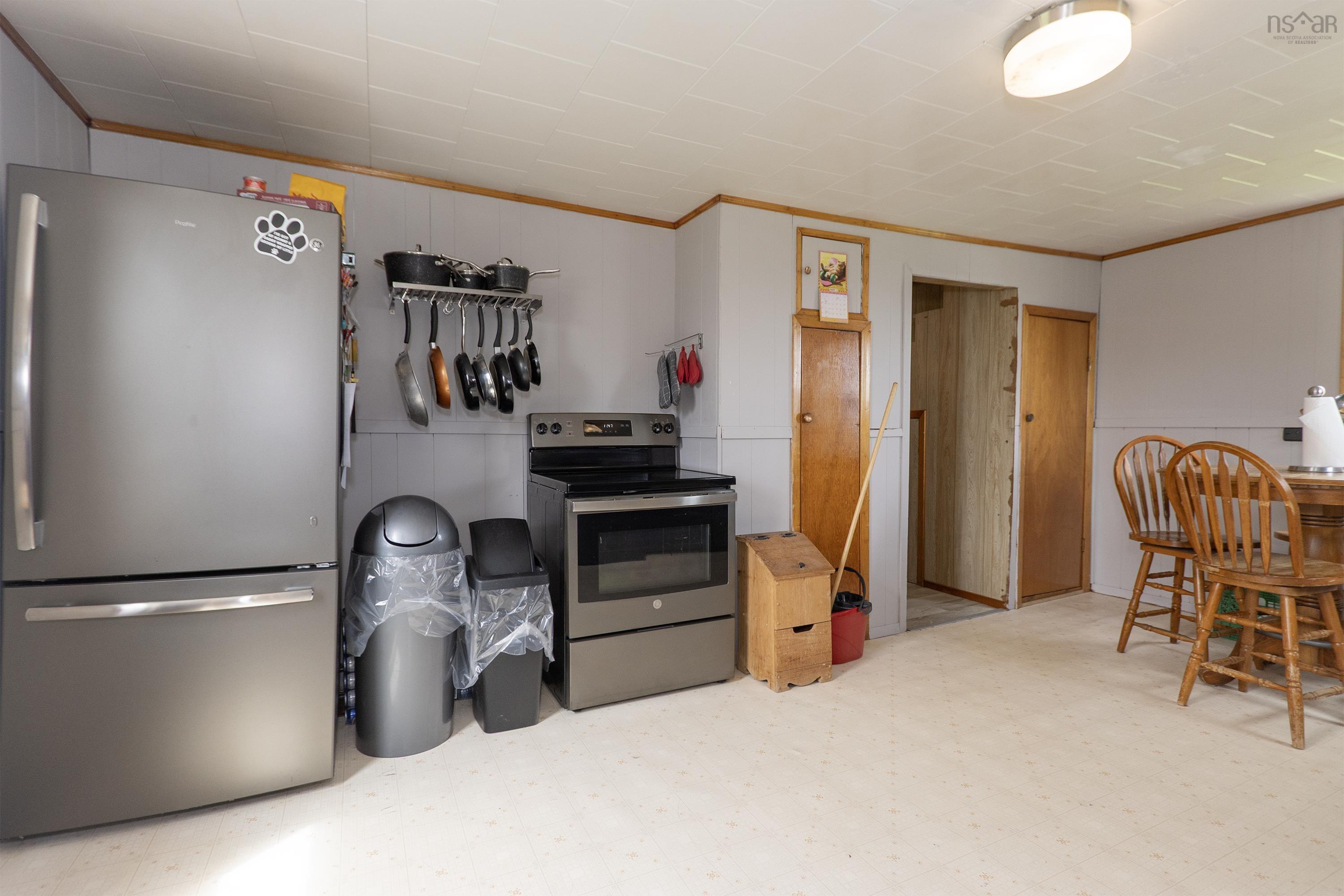$179,900.00: 527 Pit Road, River Hebert