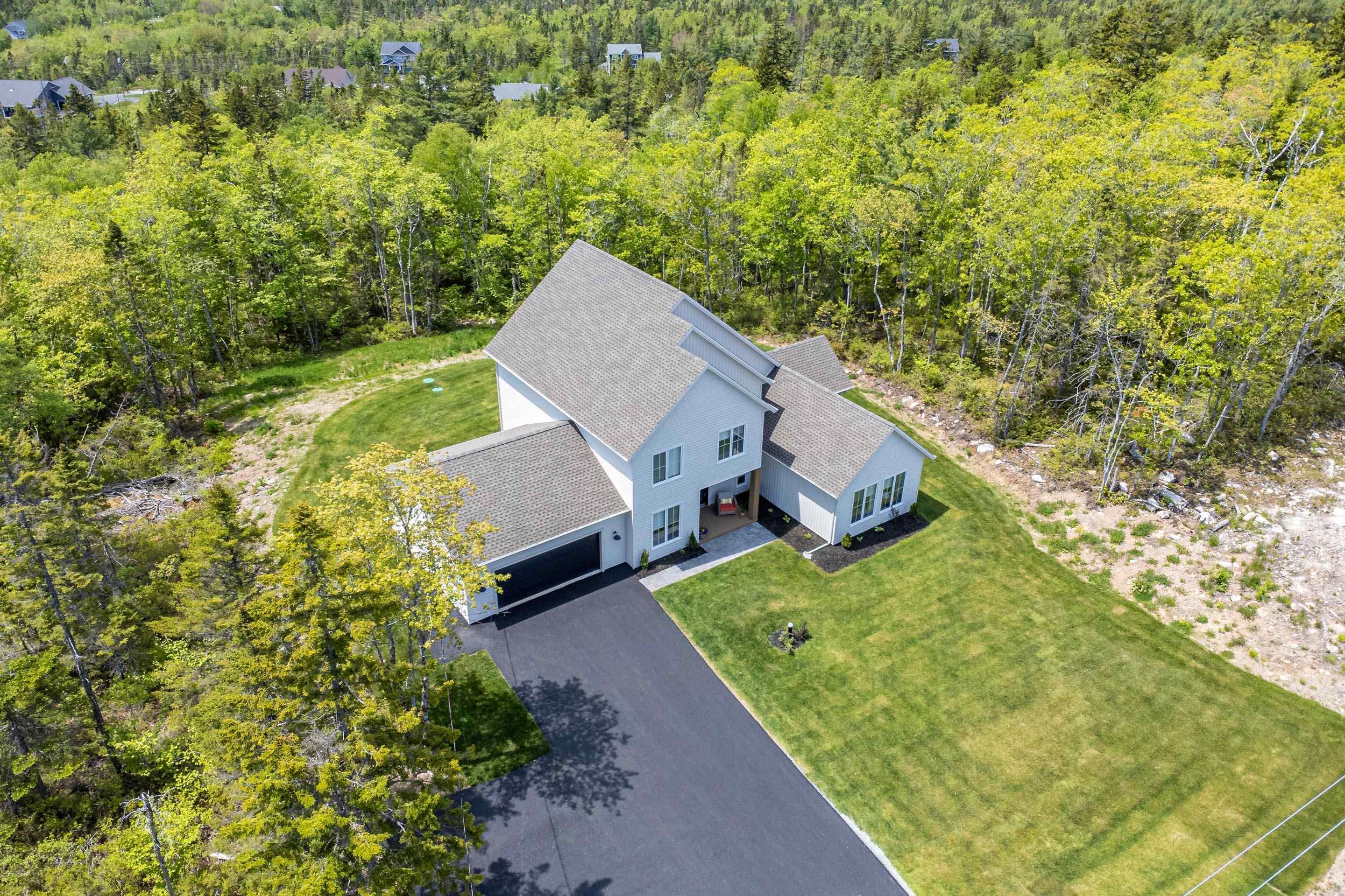 1169 Fleetwood Drive, Fall River, NS (MLS 202512042)