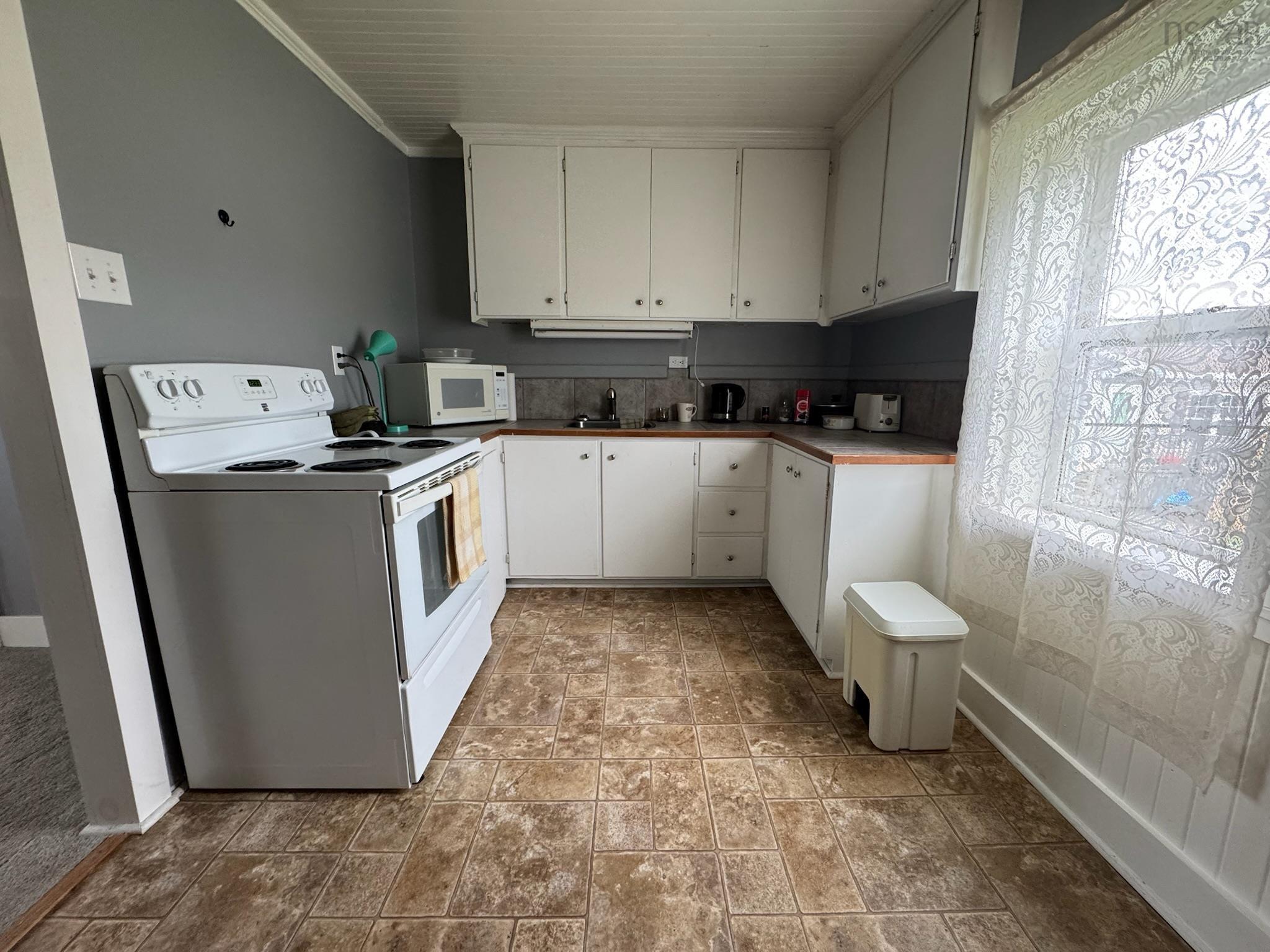 $129,000.00: 667 Veterans Memorial Drive, Arichat